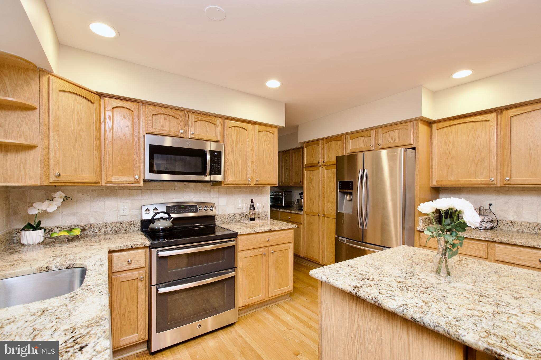 BURKE CENTRE - Residential