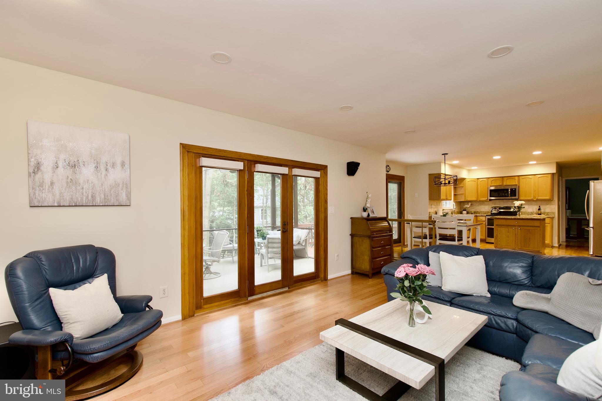 BURKE CENTRE - Residential