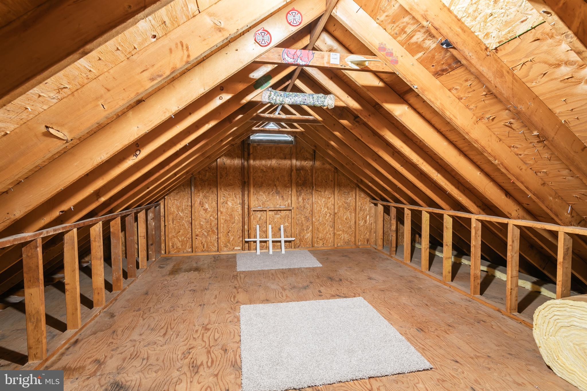 CROSS CREEK - Residential