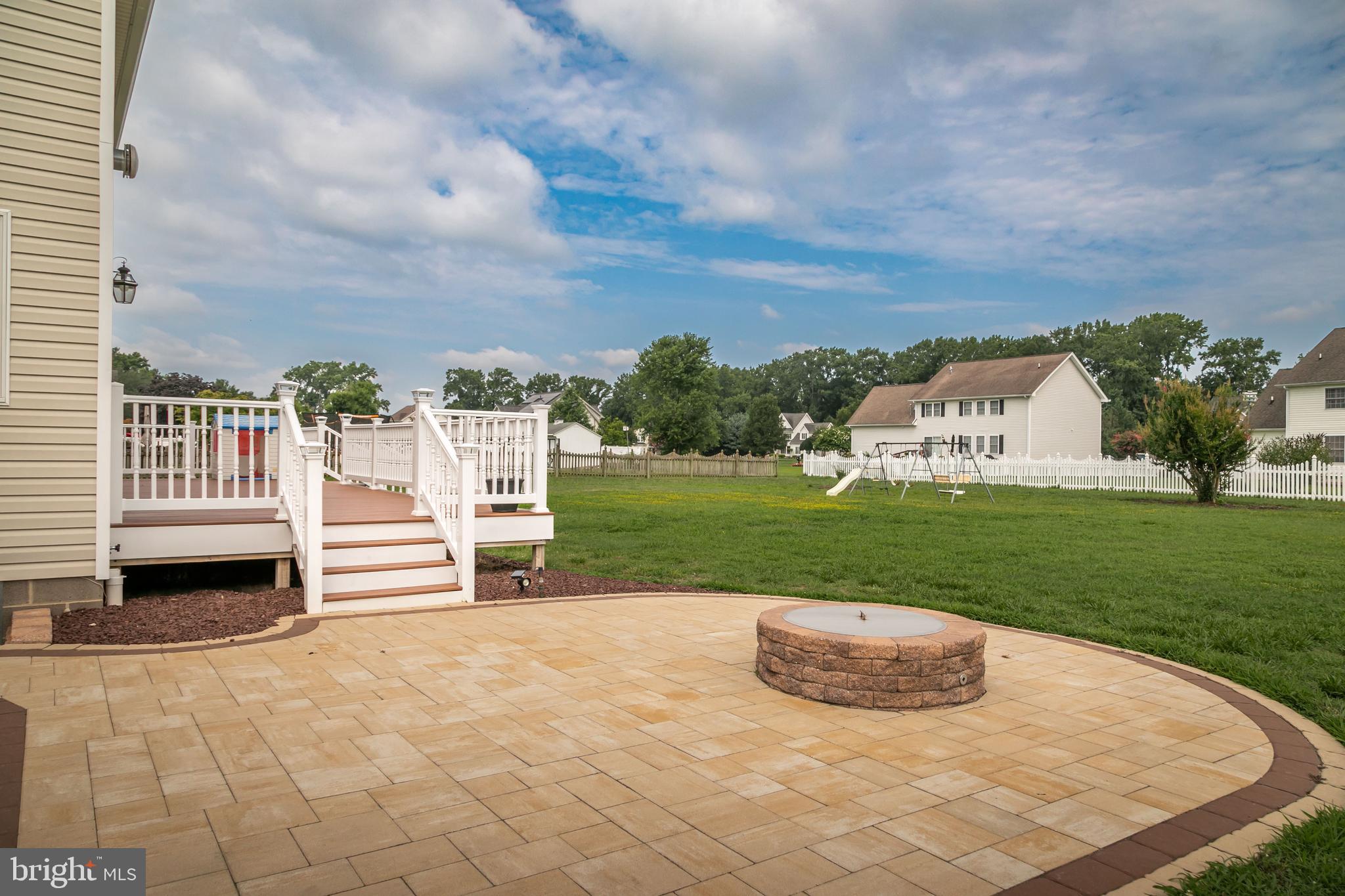 CROSS CREEK - Residential