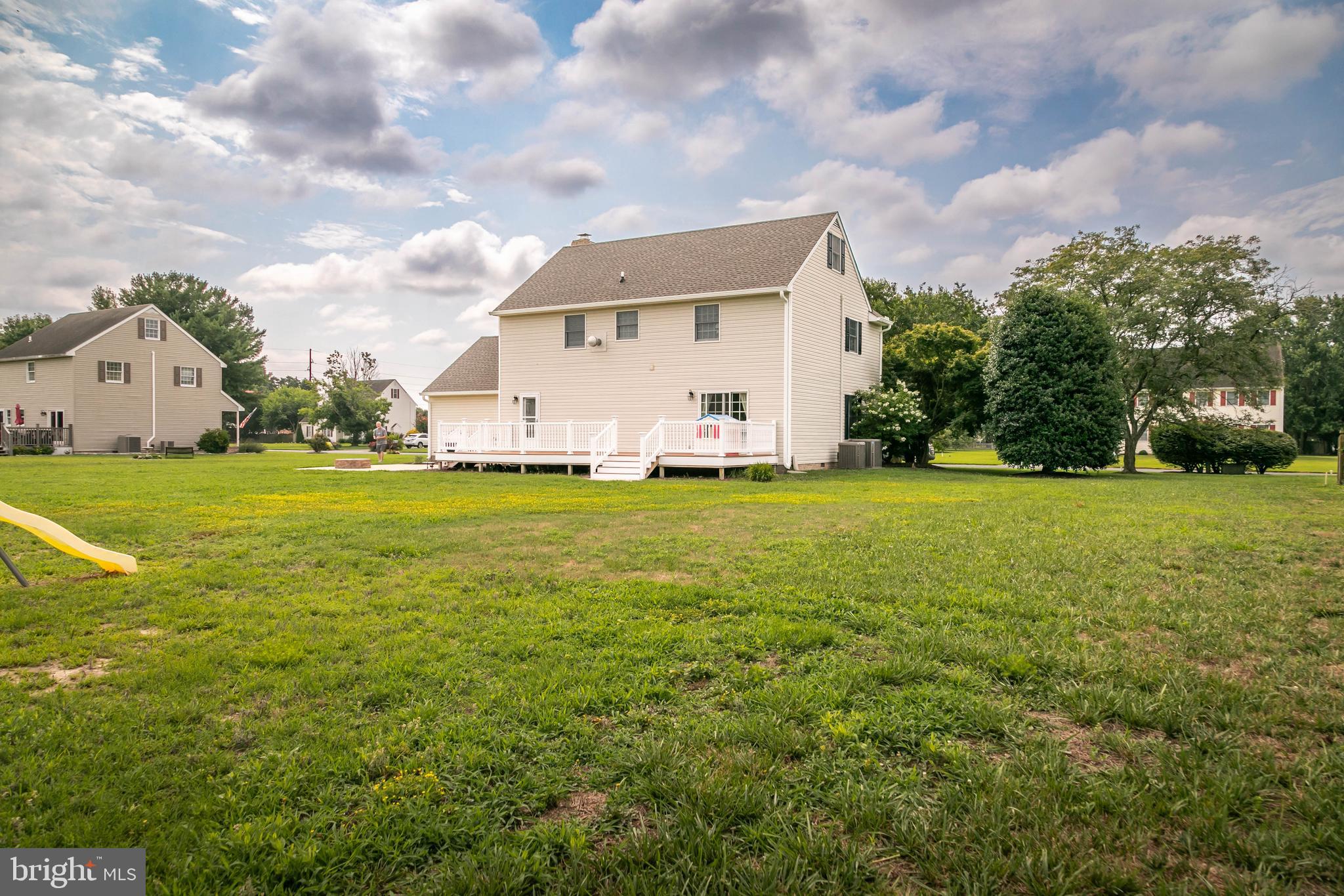 CROSS CREEK - Residential