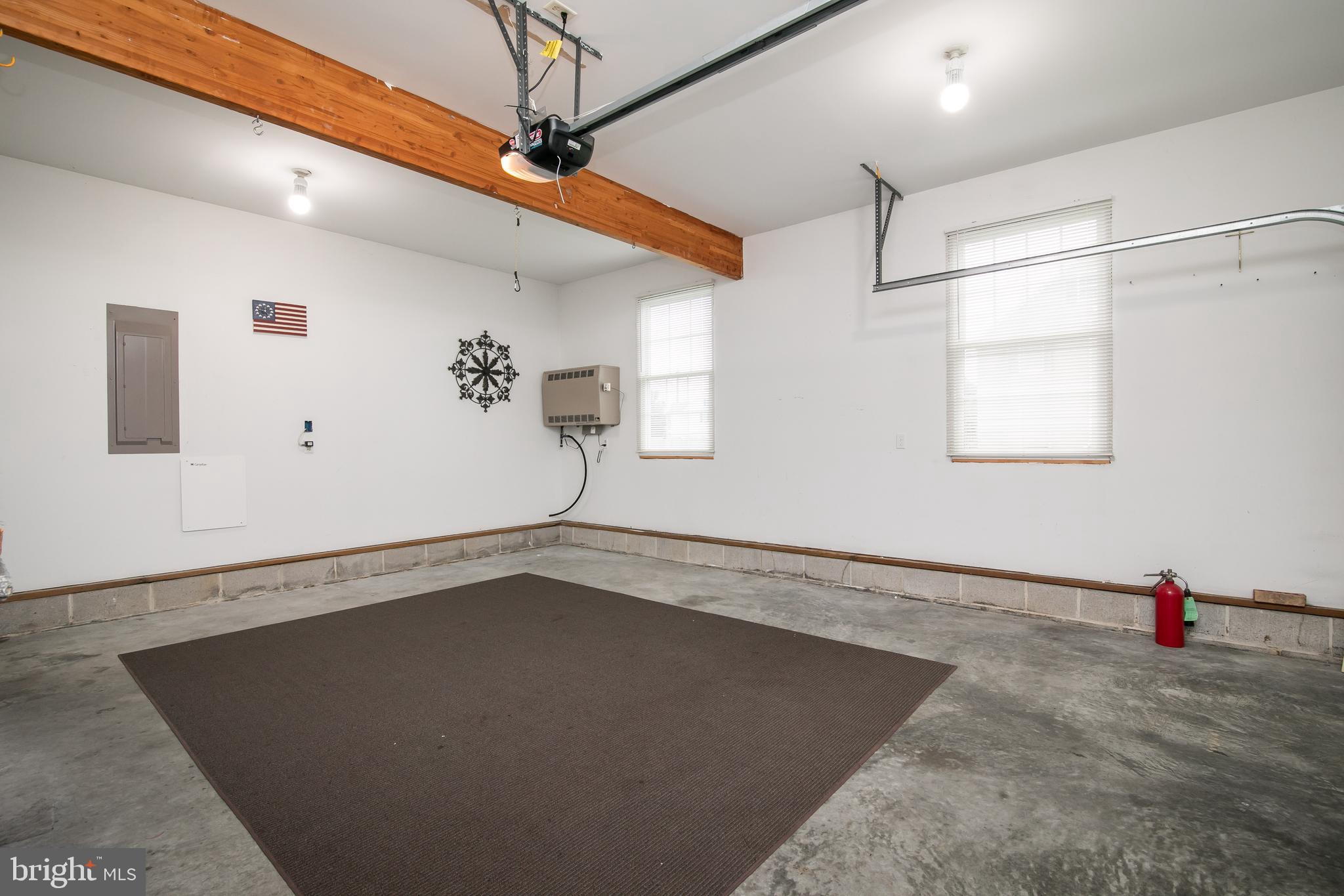 CROSS CREEK - Residential