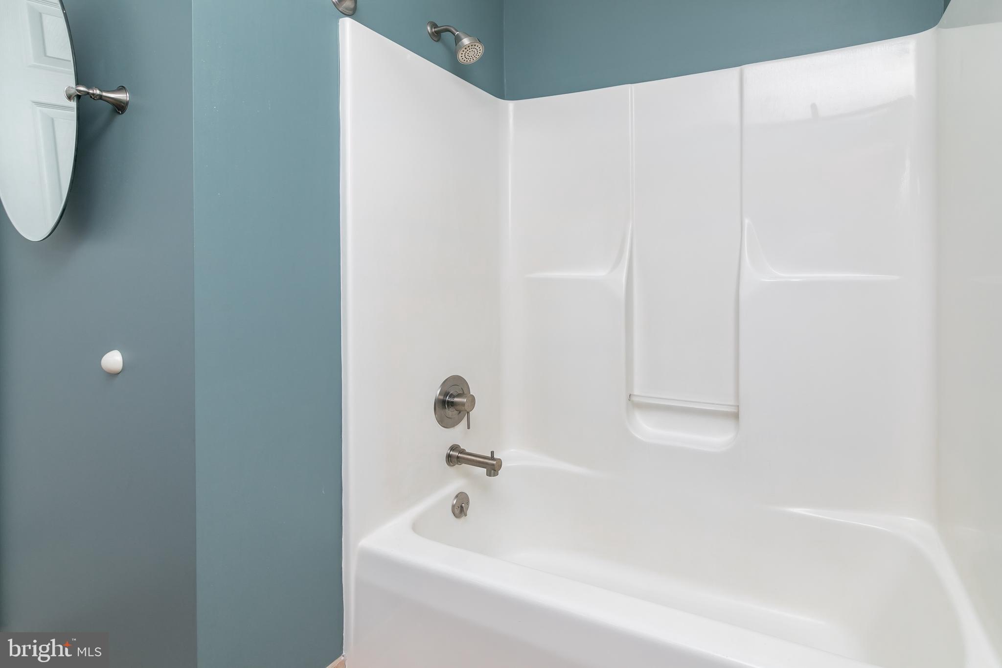 CROSS CREEK - Residential