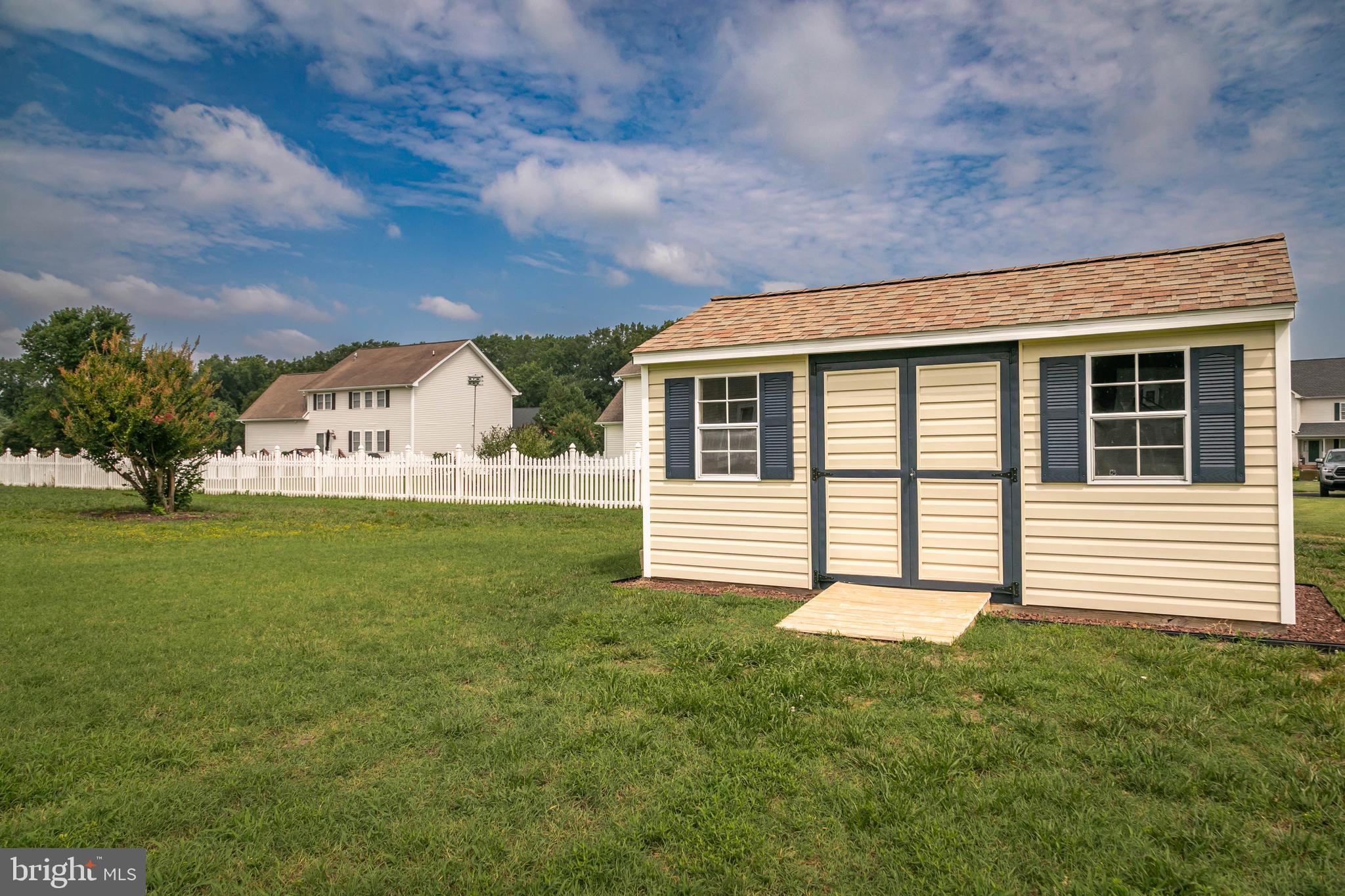 CROSS CREEK - Residential