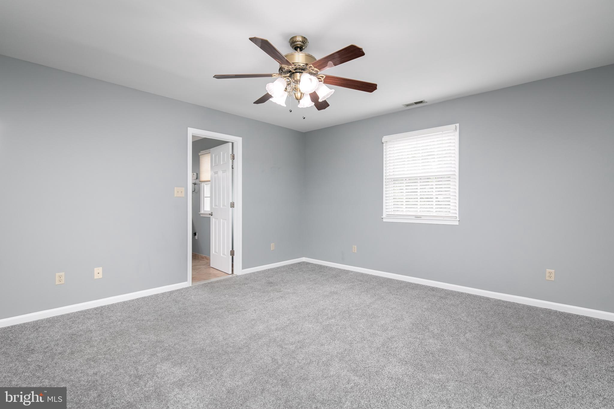 CROSS CREEK - Residential