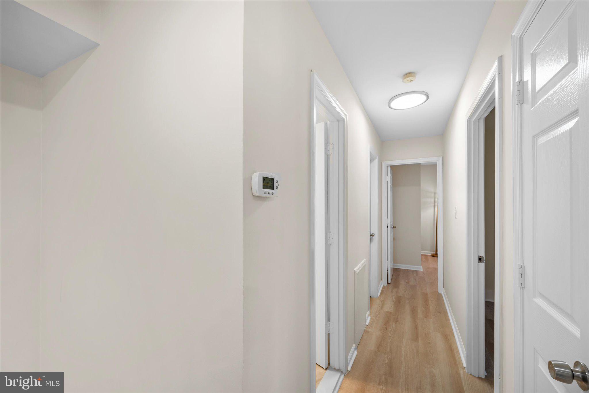 LYNDHURST CONDOS - Residential