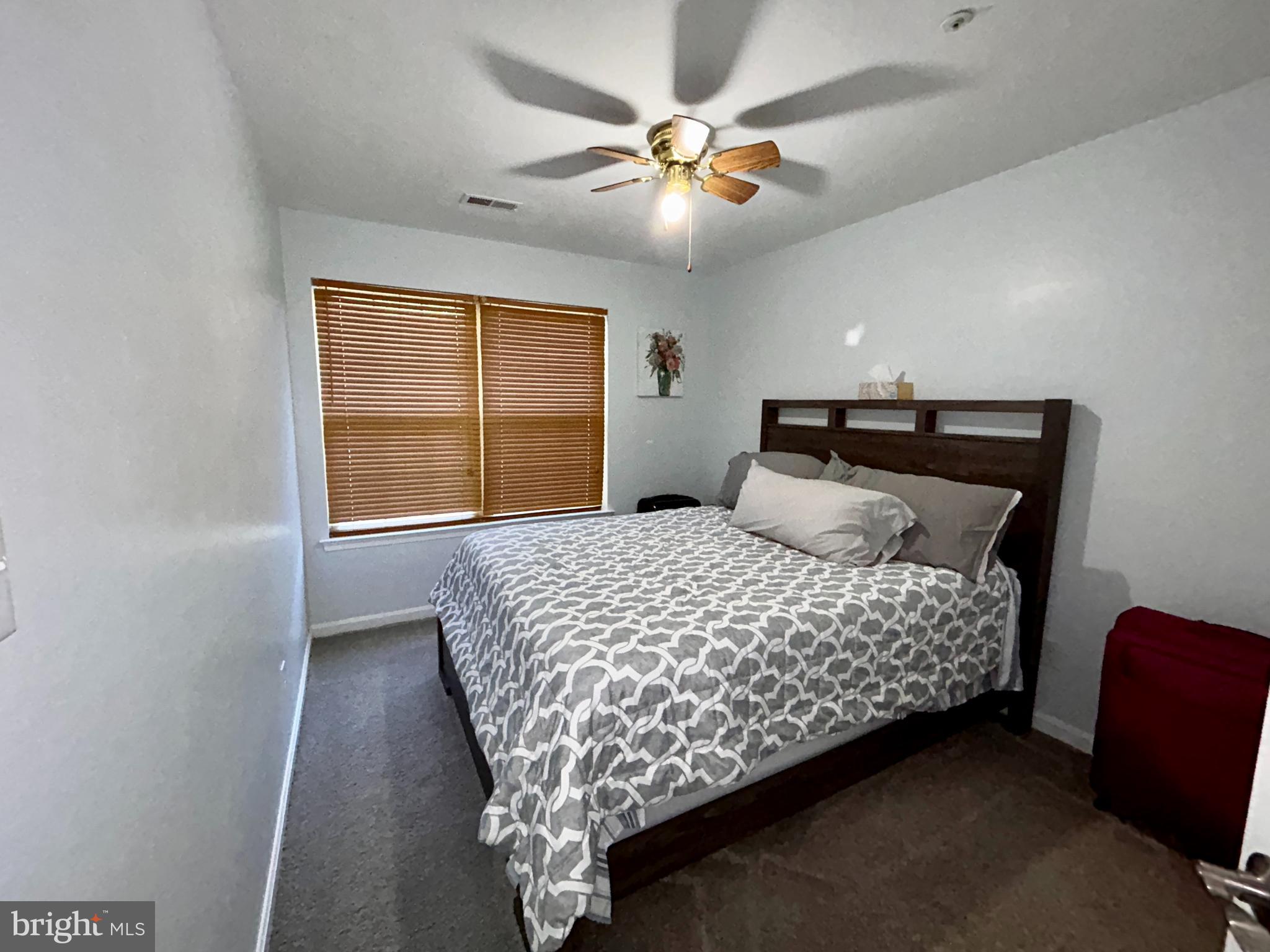 LOHR'S ORCHARD - Residential Lease