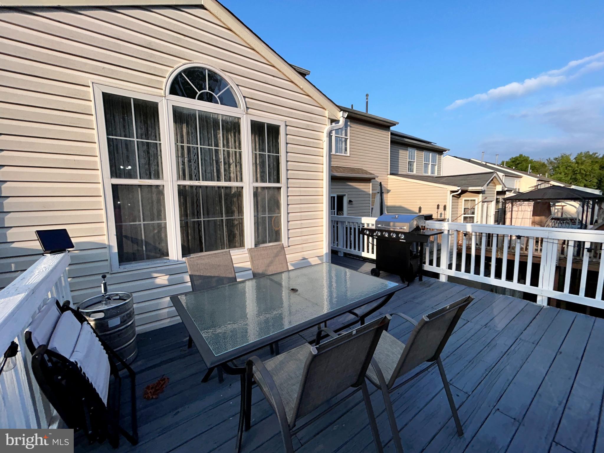 LOHR'S ORCHARD - Residential Lease