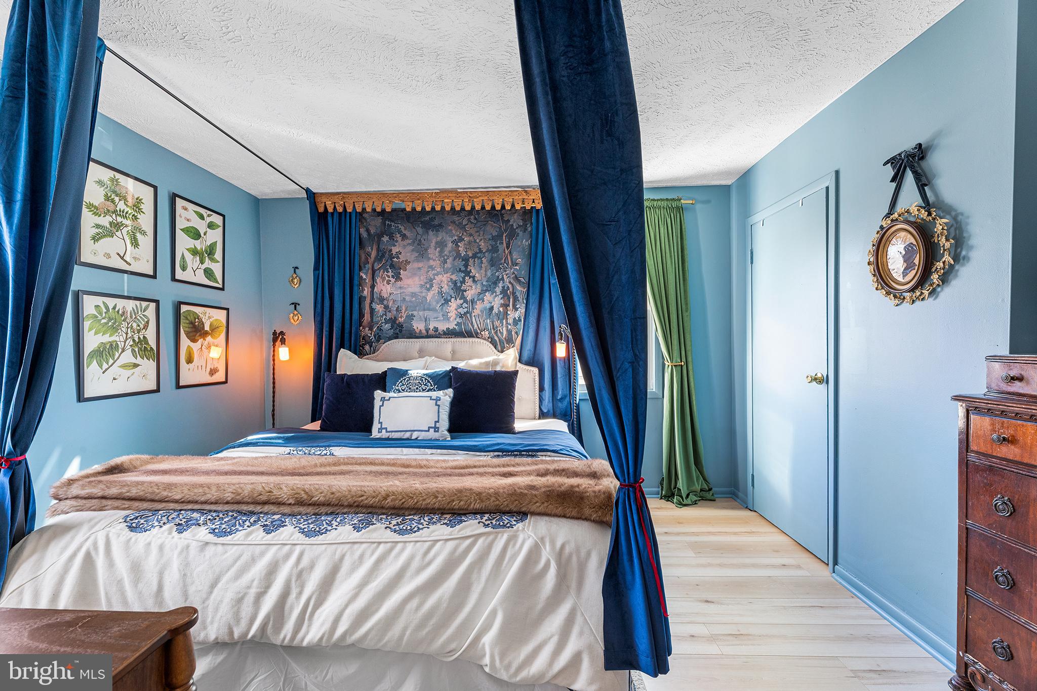 CLOVERFIELDS - Residential