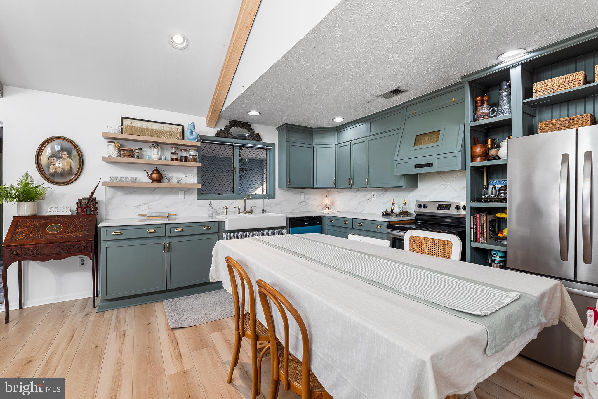 CLOVERFIELDS - Residential