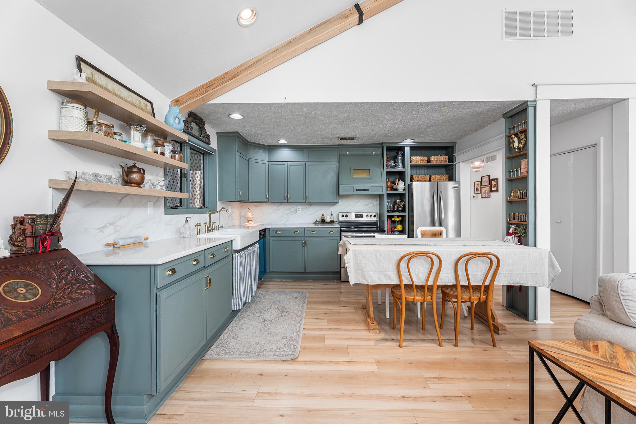 CLOVERFIELDS - Residential