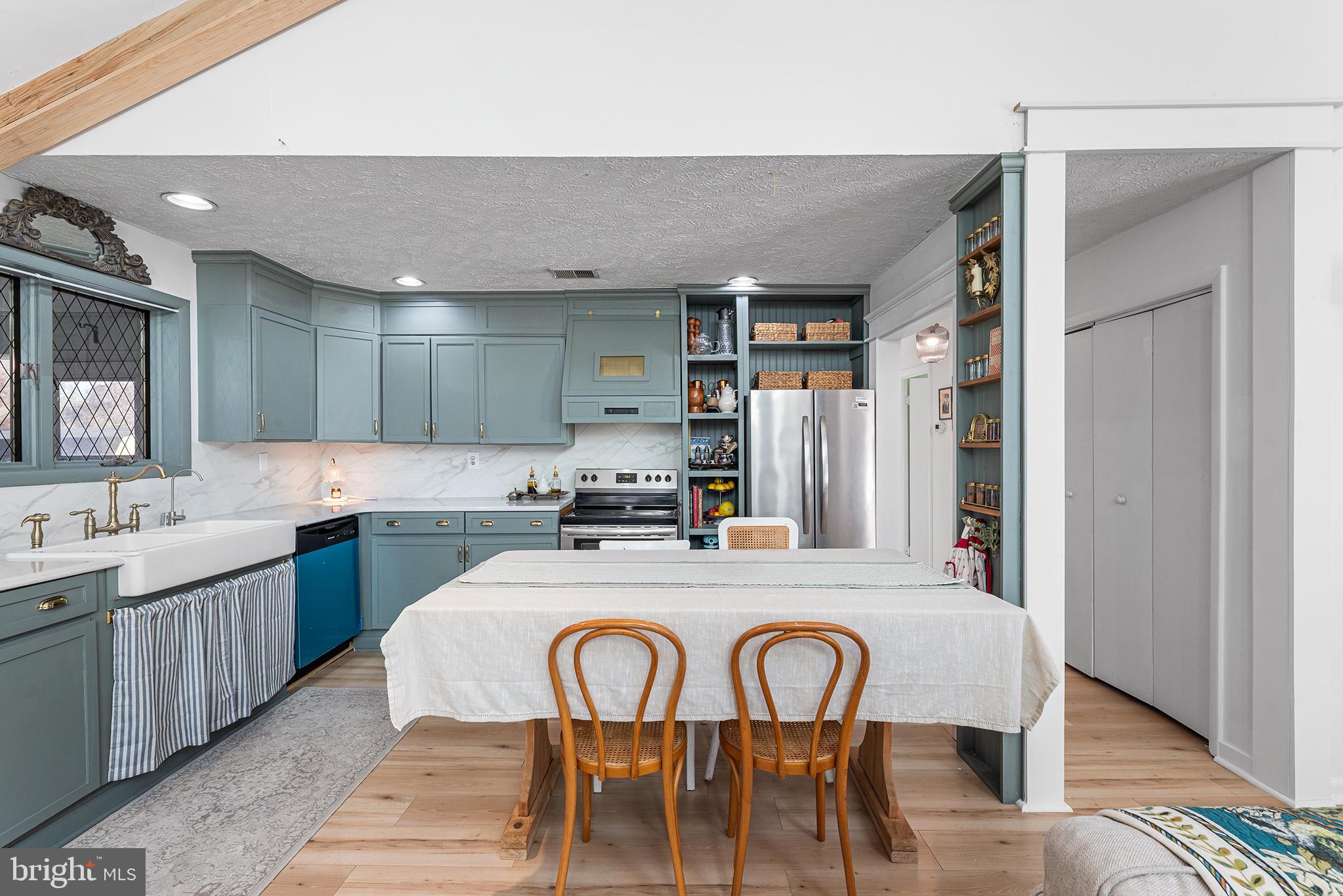 CLOVERFIELDS - Residential