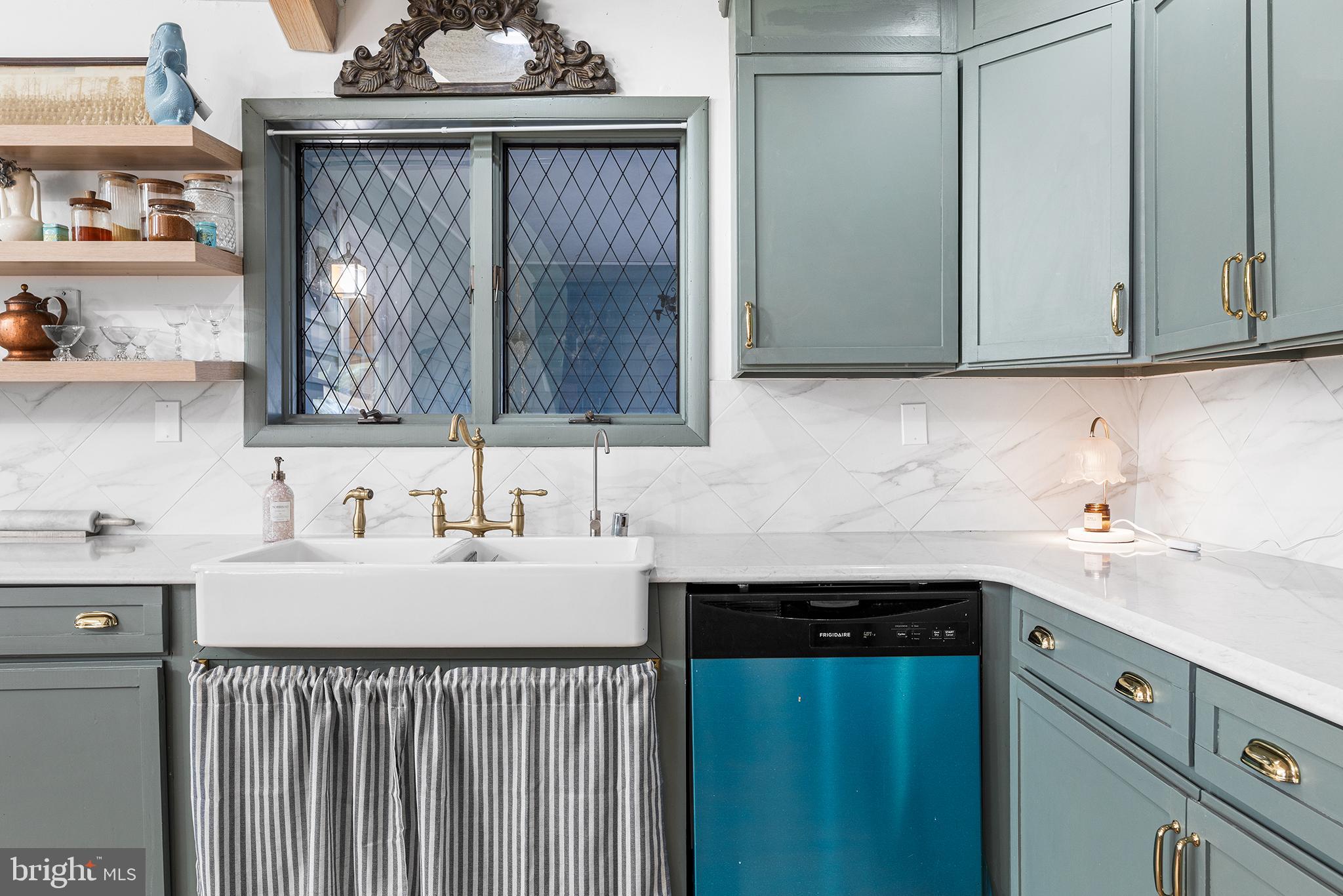 CLOVERFIELDS - Residential