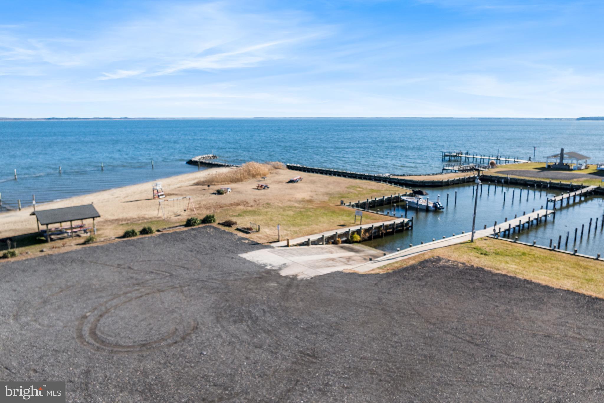 CLOVERFIELDS - Residential