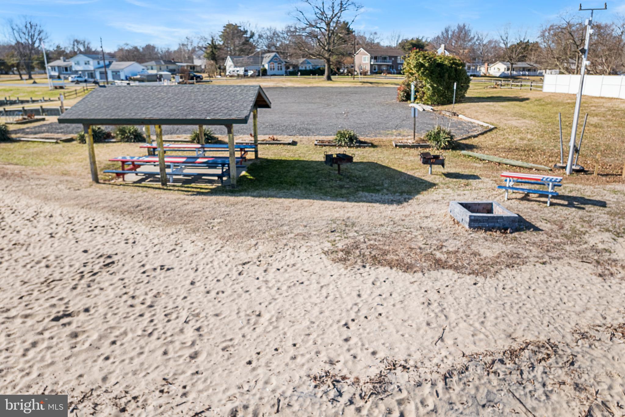 CLOVERFIELDS - Residential