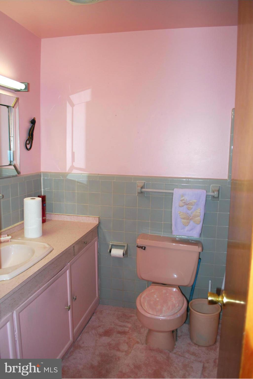 SURRATTS GARDENS - Residential