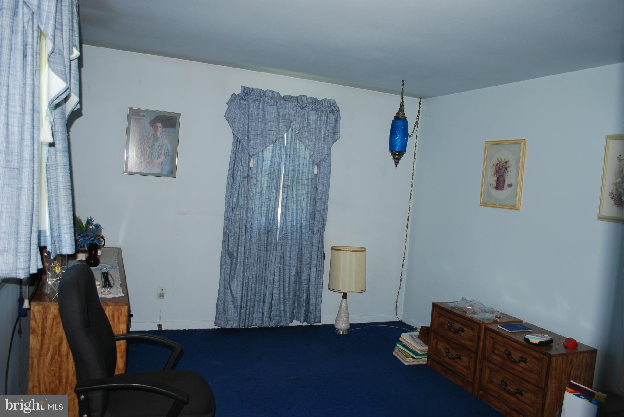 SURRATTS GARDENS - Residential