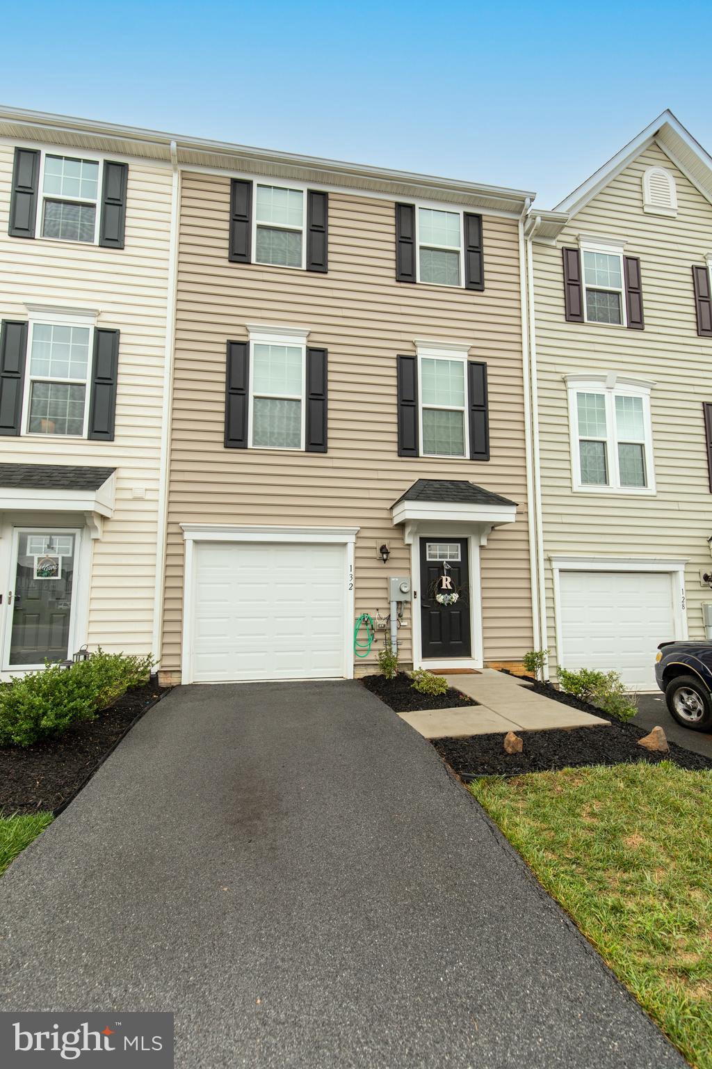 POTOMAC STATION - Residential