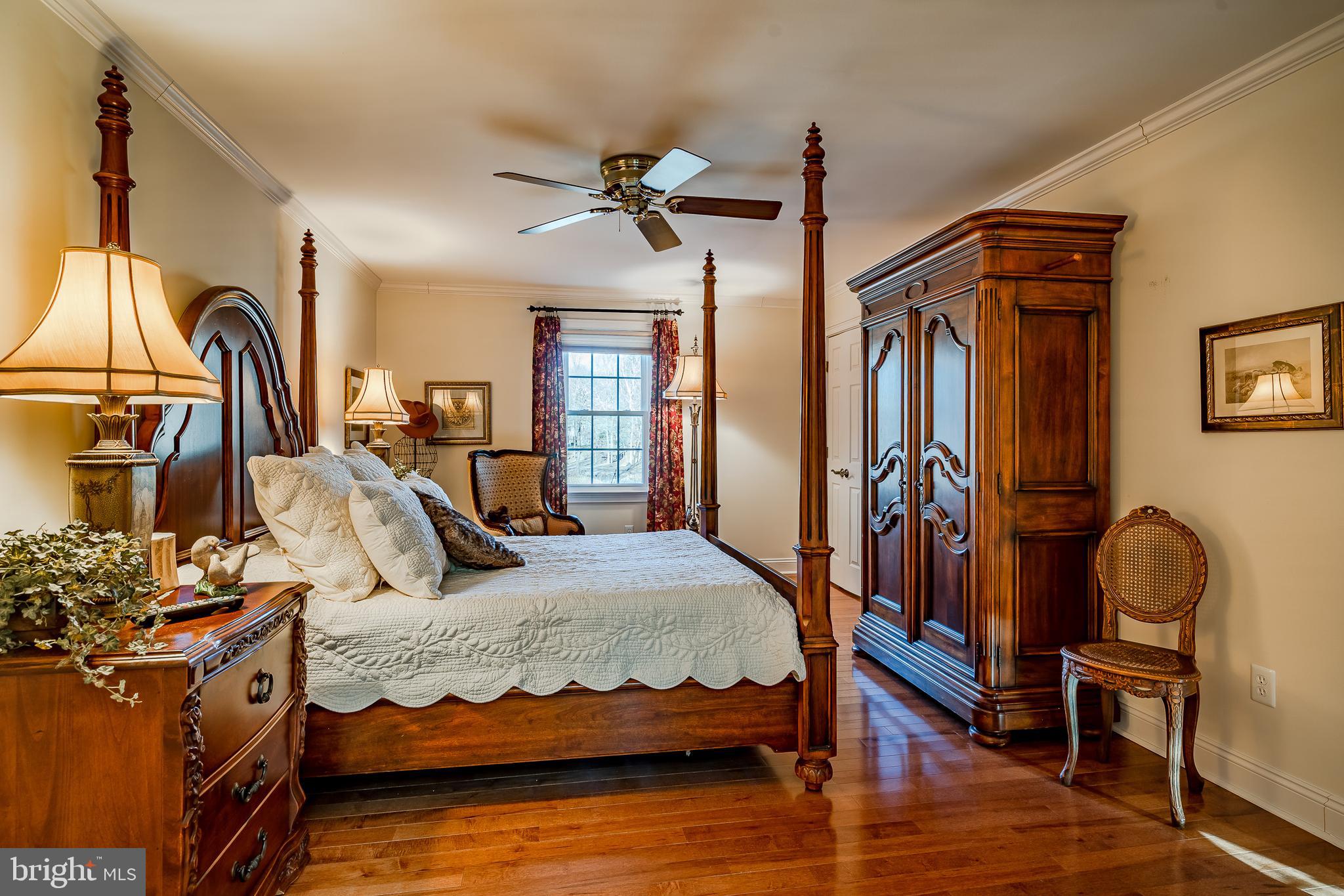 DEERFIELD KNOLL - Residential