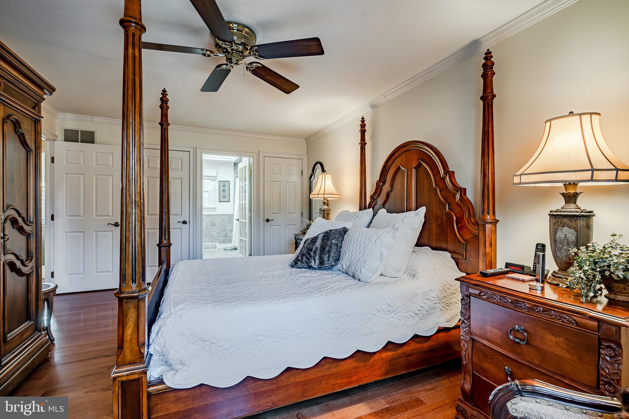 DEERFIELD KNOLL - Residential