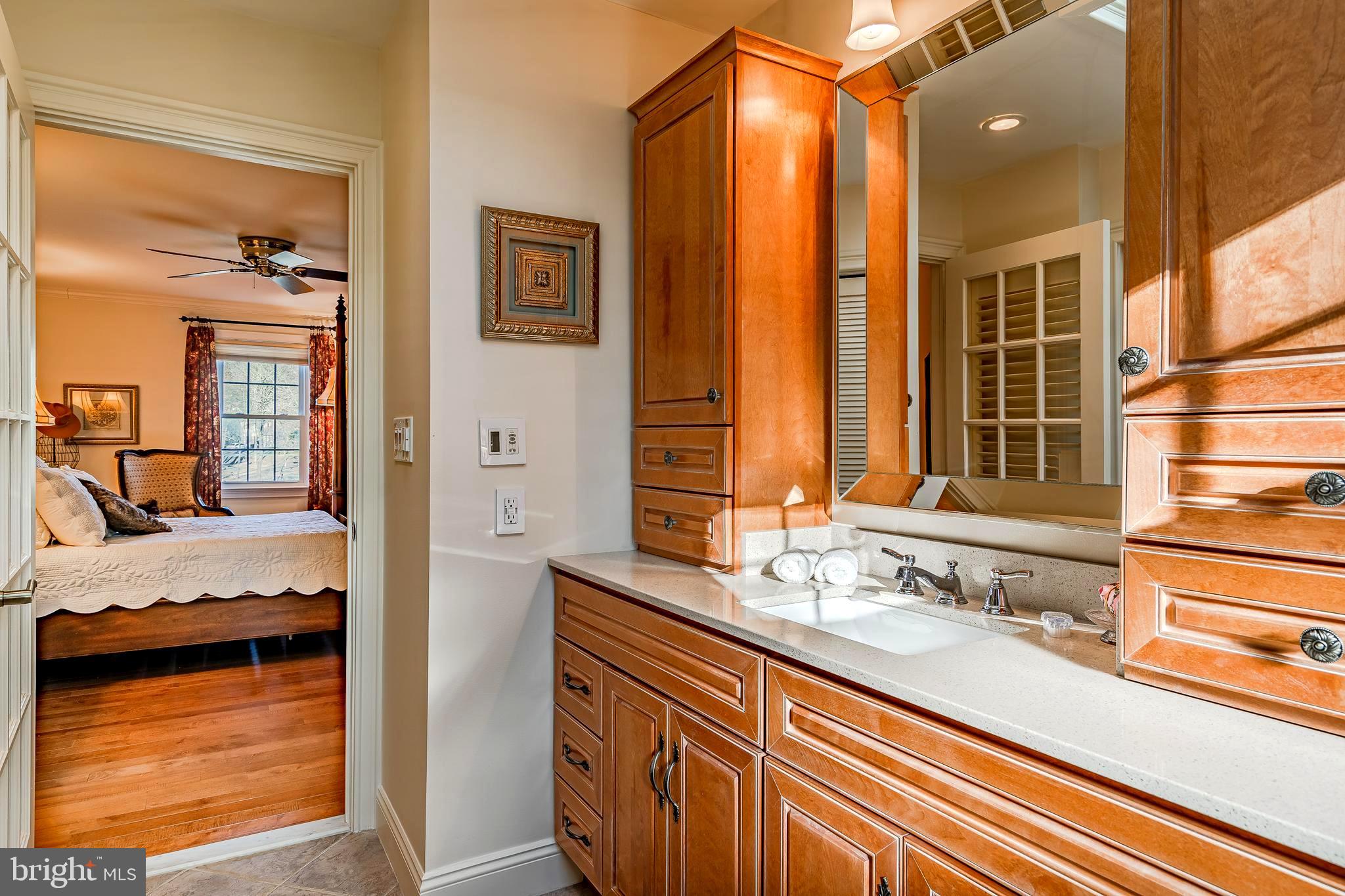 DEERFIELD KNOLL - Residential