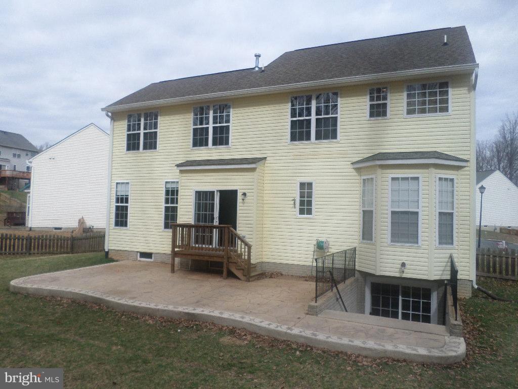 SALEM FIELDS - Residential Lease