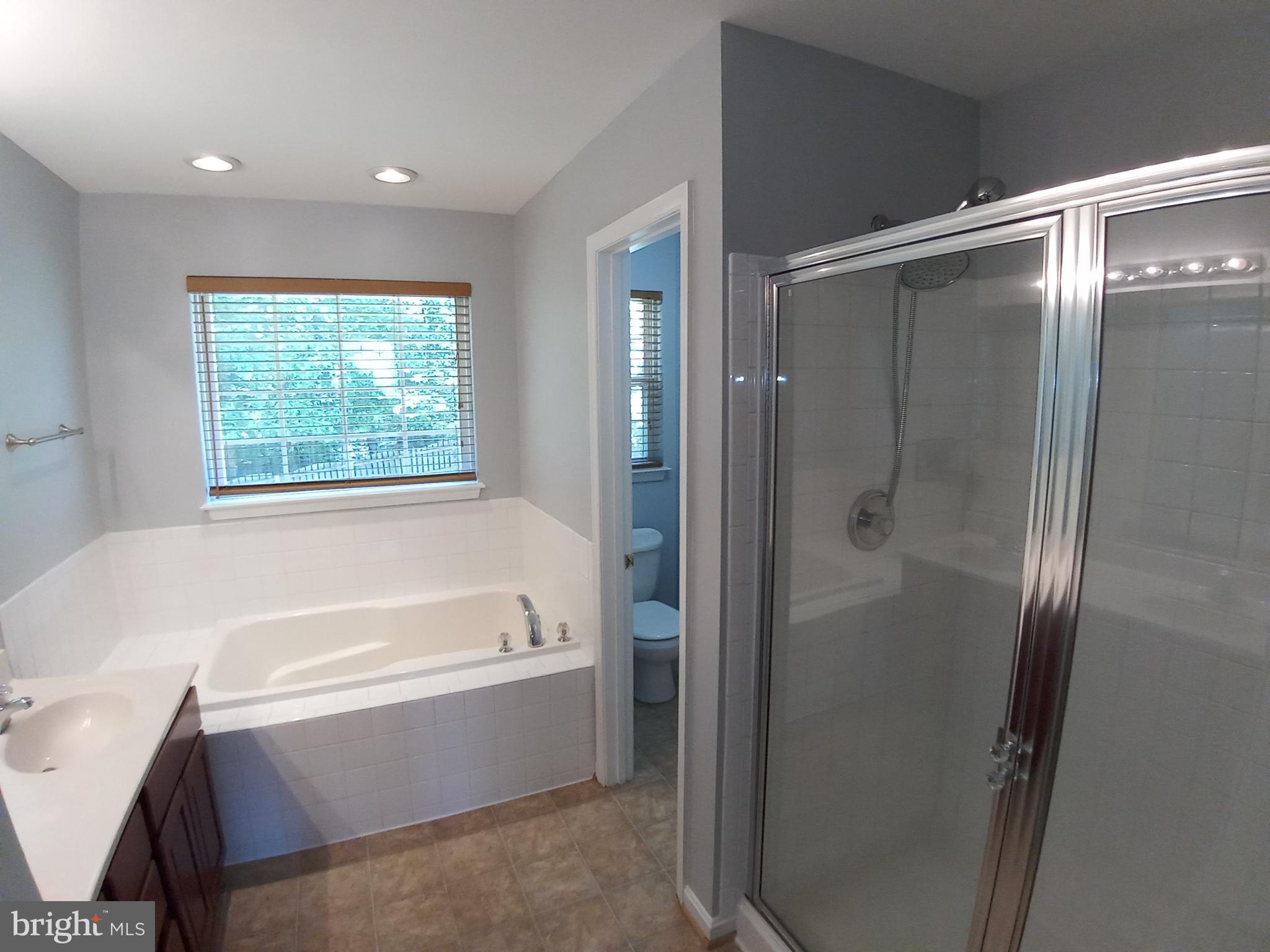 SALEM FIELDS - Residential Lease