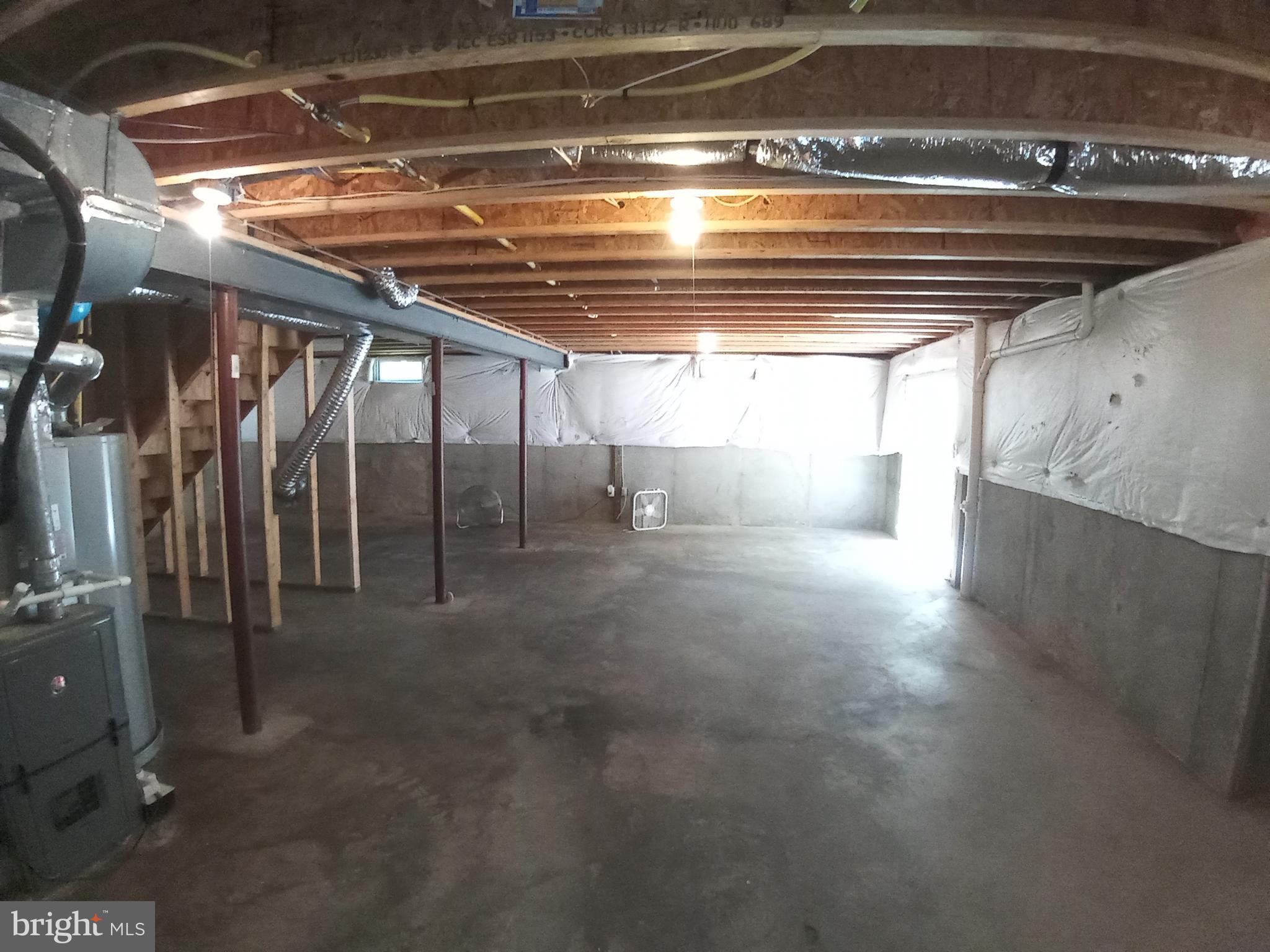 SALEM FIELDS - Residential Lease