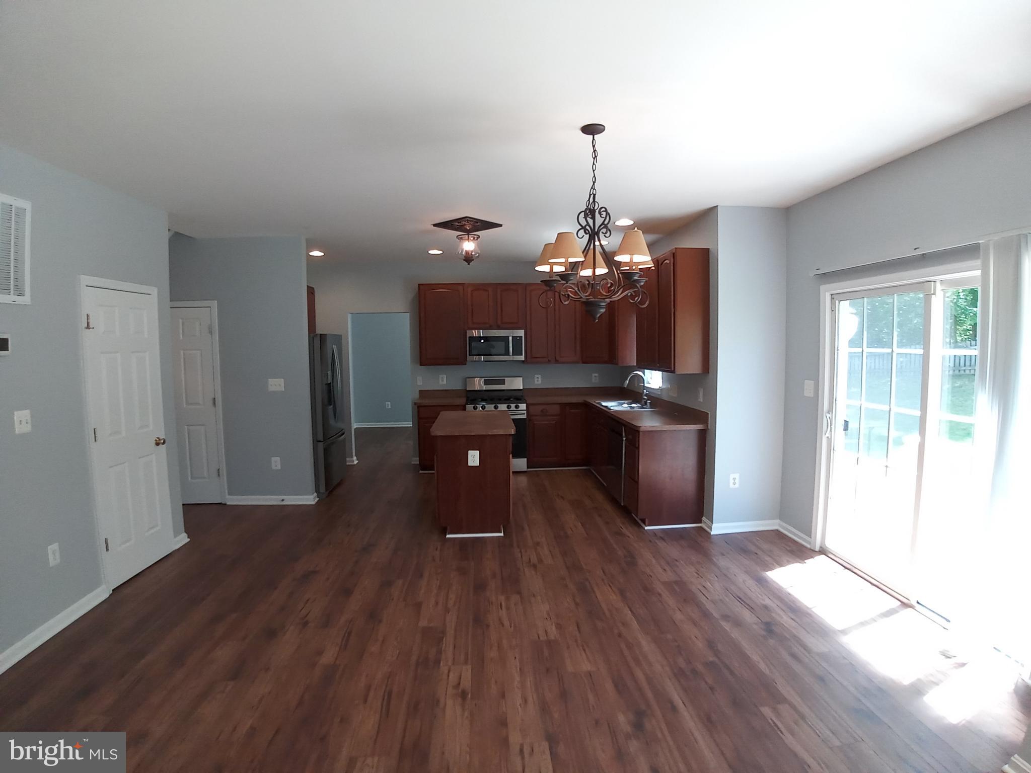 SALEM FIELDS - Residential Lease