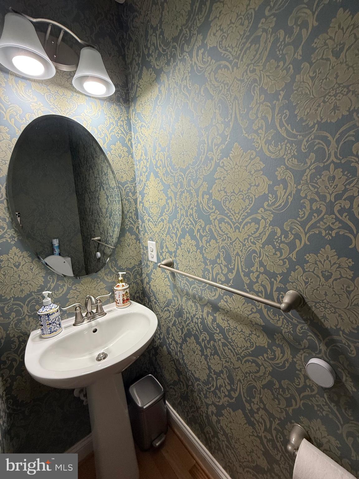 ATWATER - Residential Lease