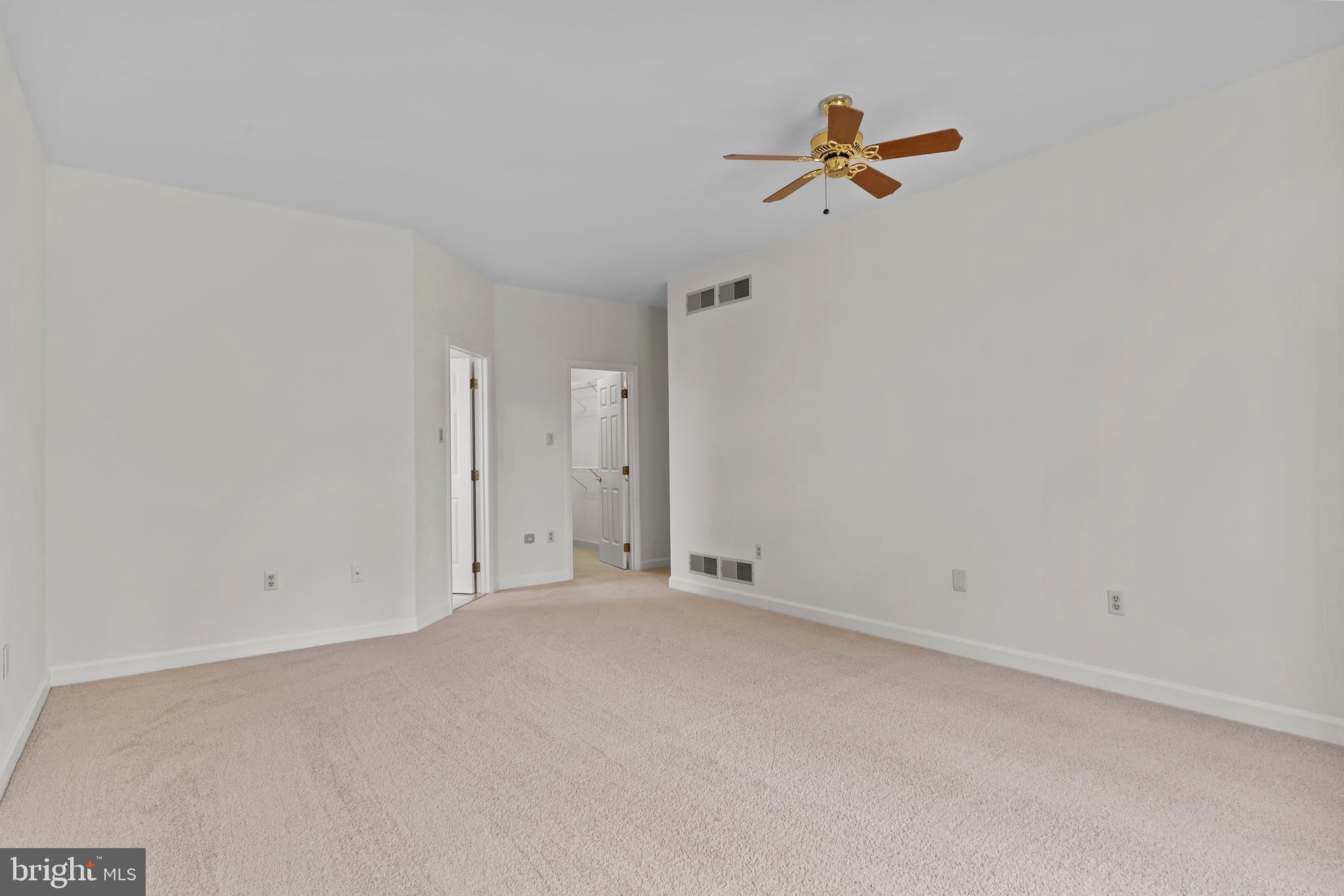 BRIDGEPORT - Residential
