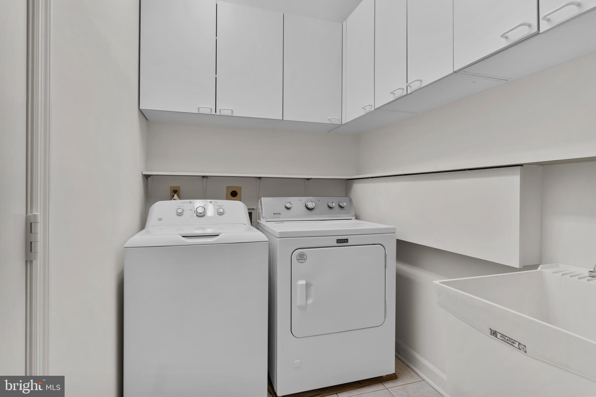 BRIDGEPORT - Residential