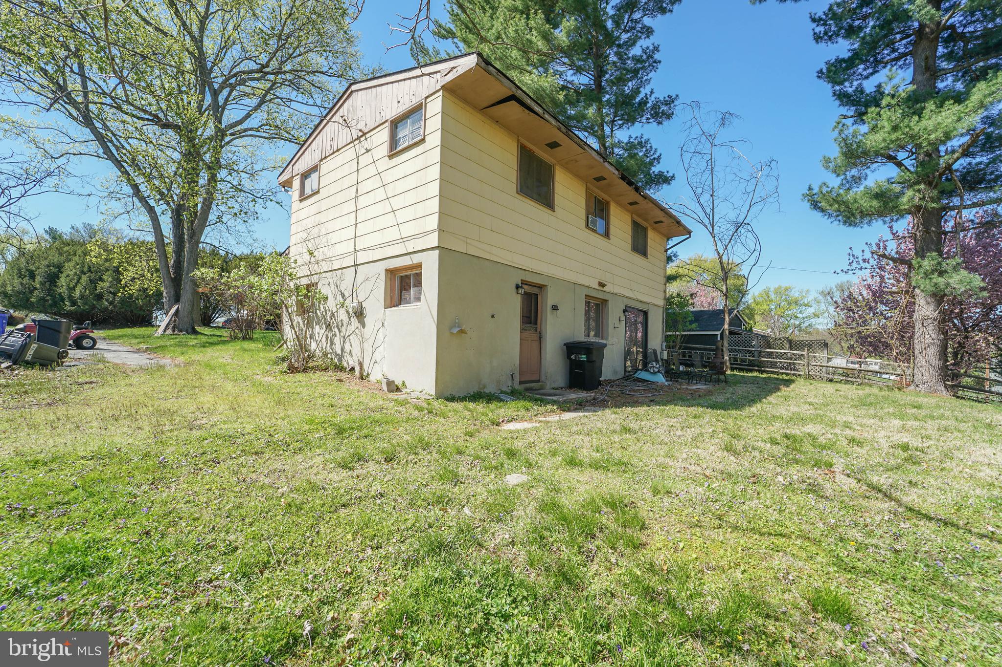 ROLLING ACRES - Residential