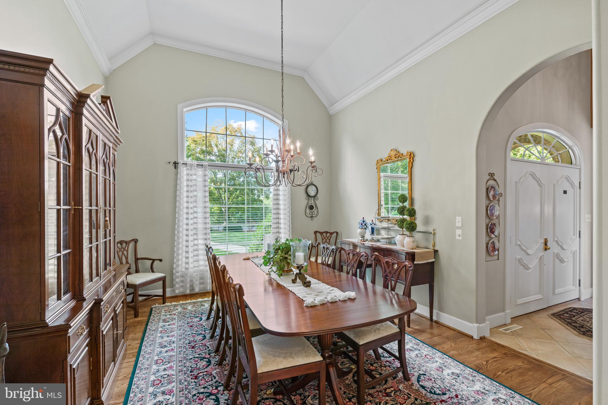 LAUXMONT FARMS - Residential