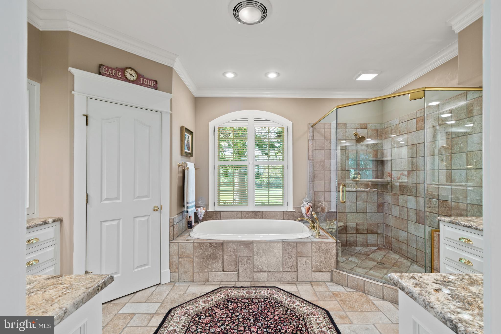 LAUXMONT FARMS - Residential