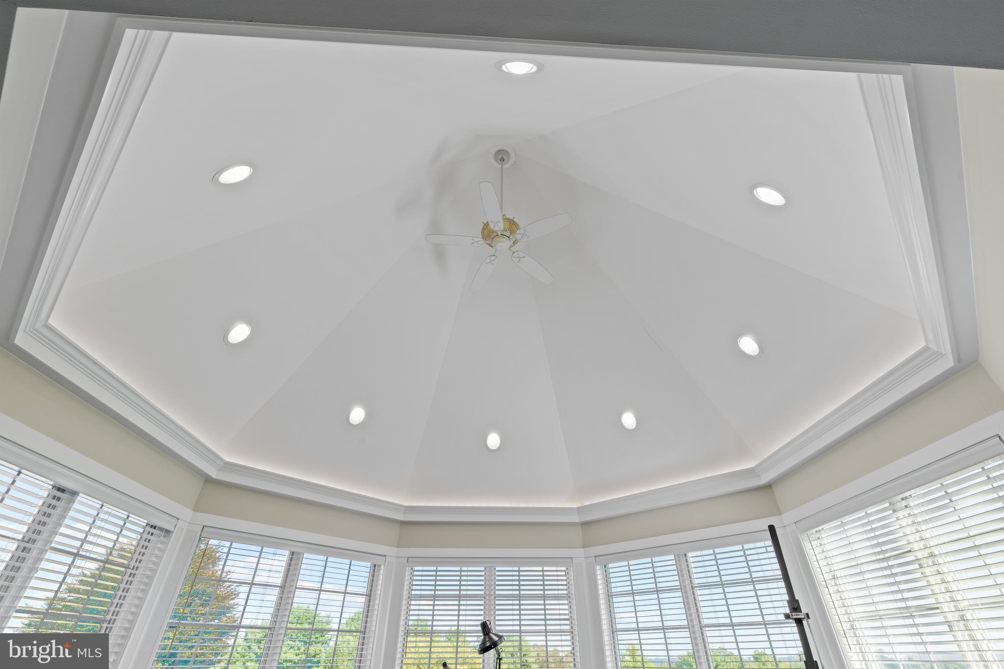 LAUXMONT FARMS - Residential