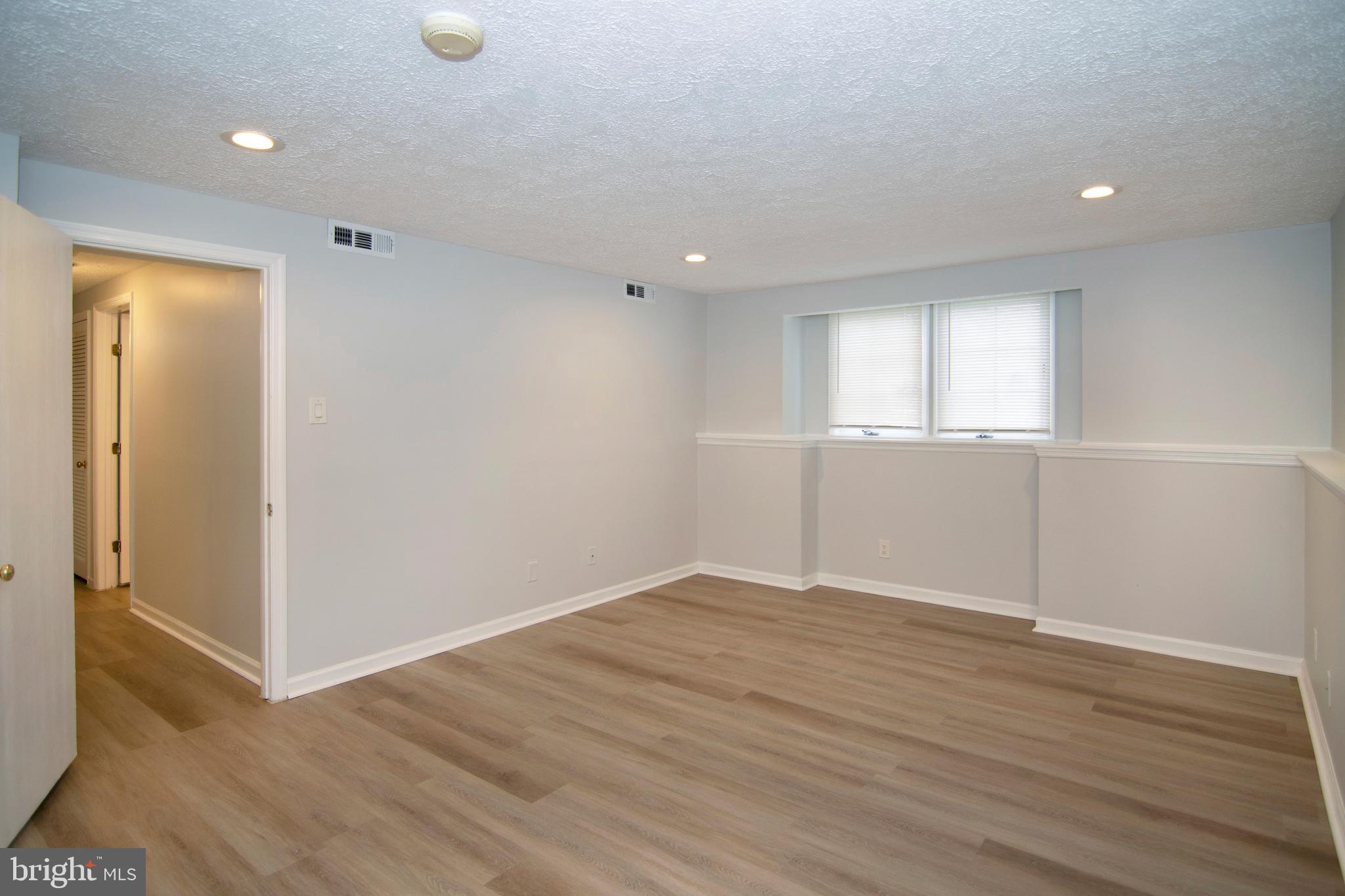 KENWOOD - Residential