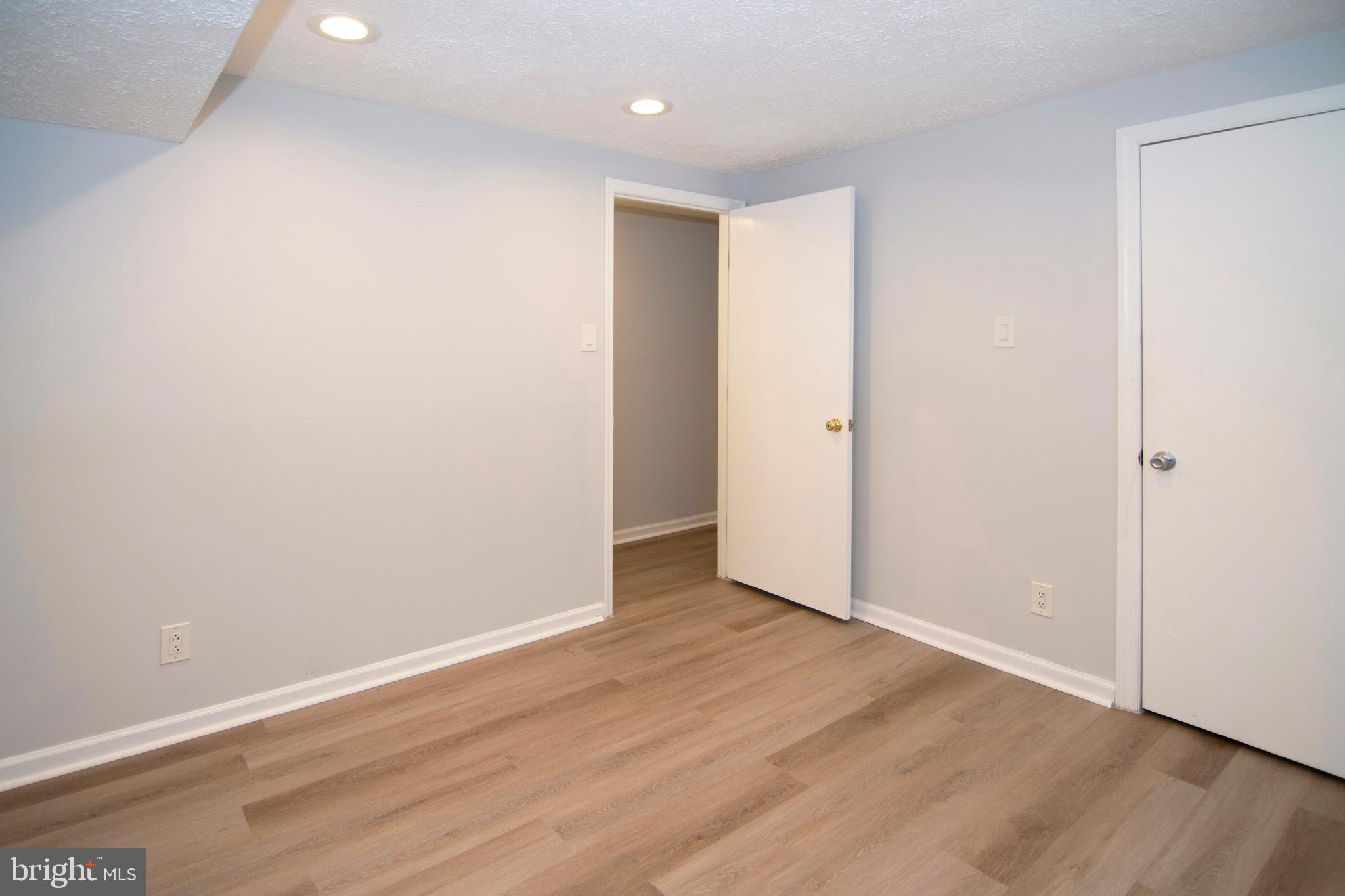 KENWOOD - Residential