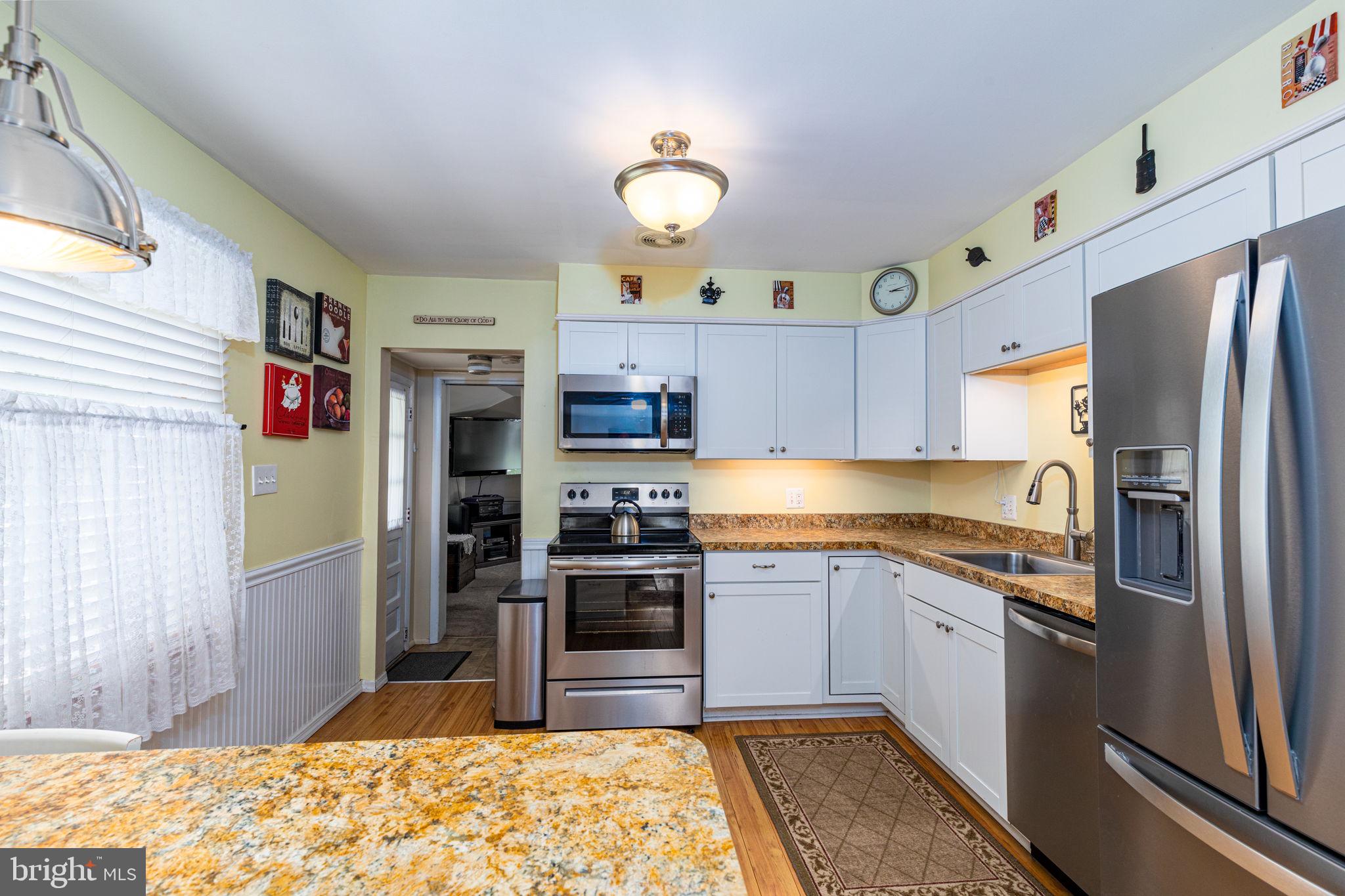 WAKEFIELD MEADOWS - Residential