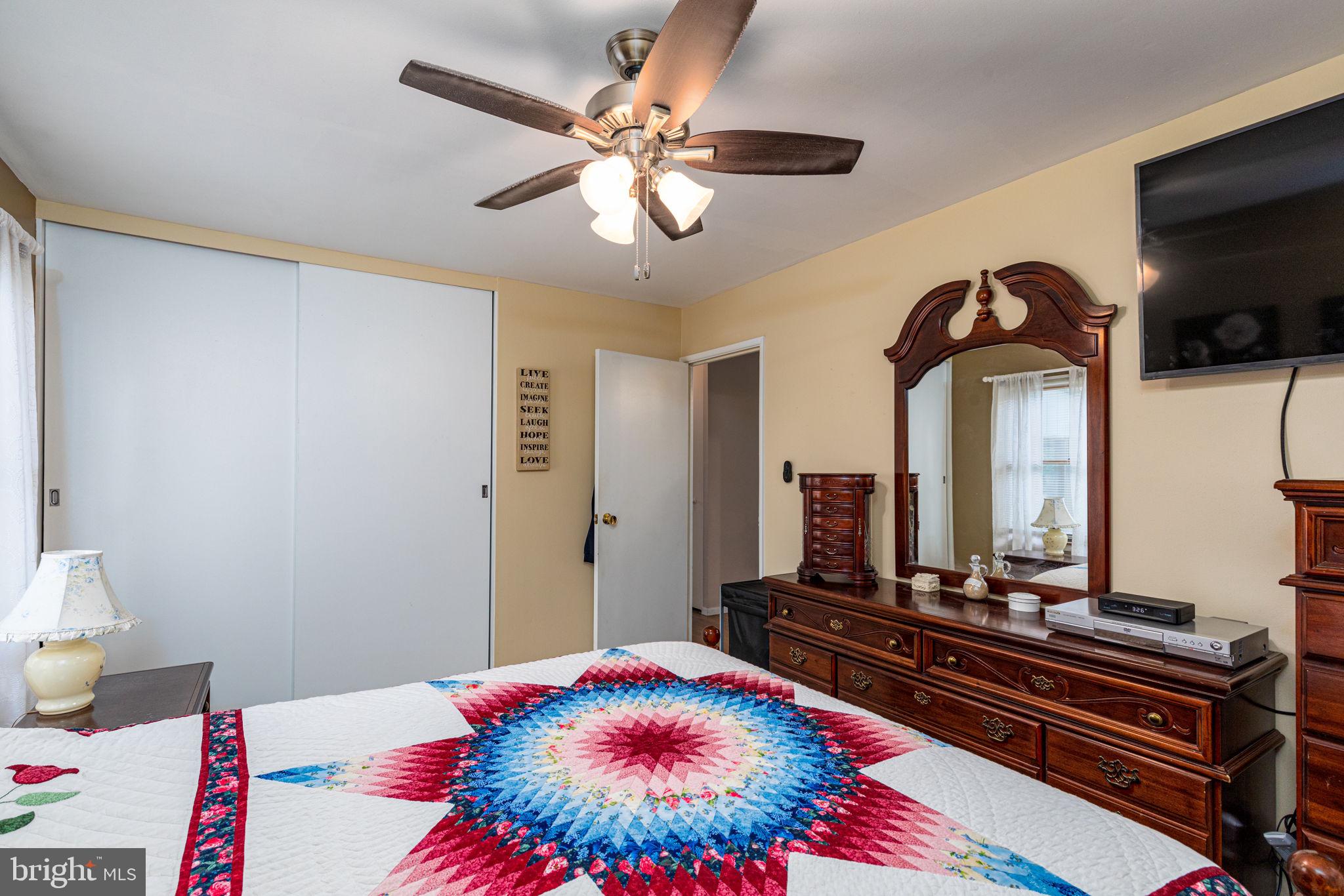 WAKEFIELD MEADOWS - Residential