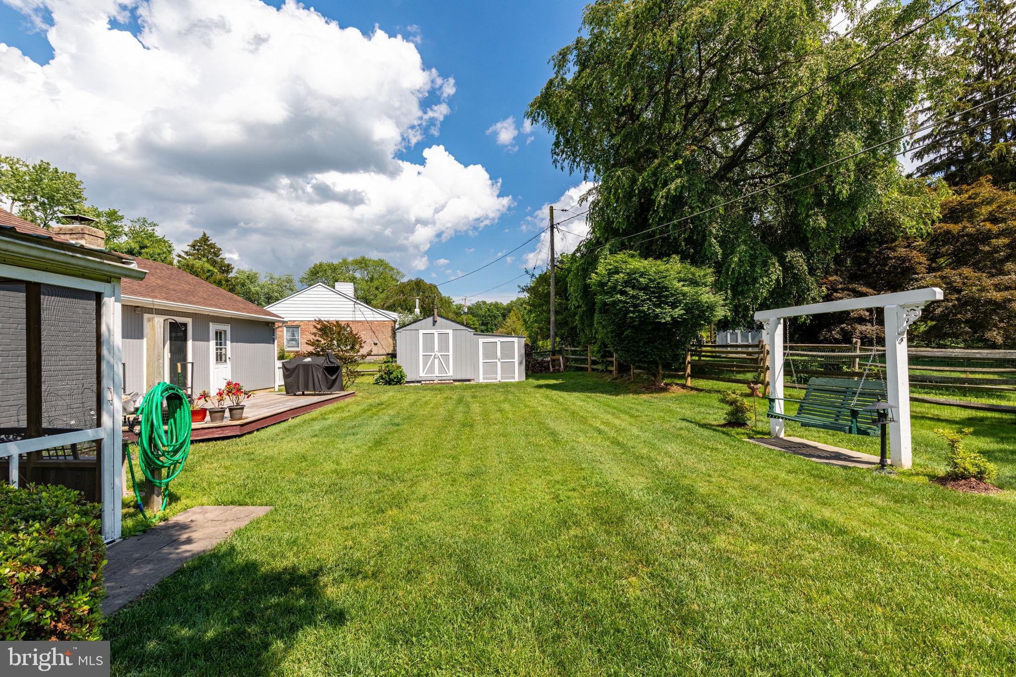 WAKEFIELD MEADOWS - Residential