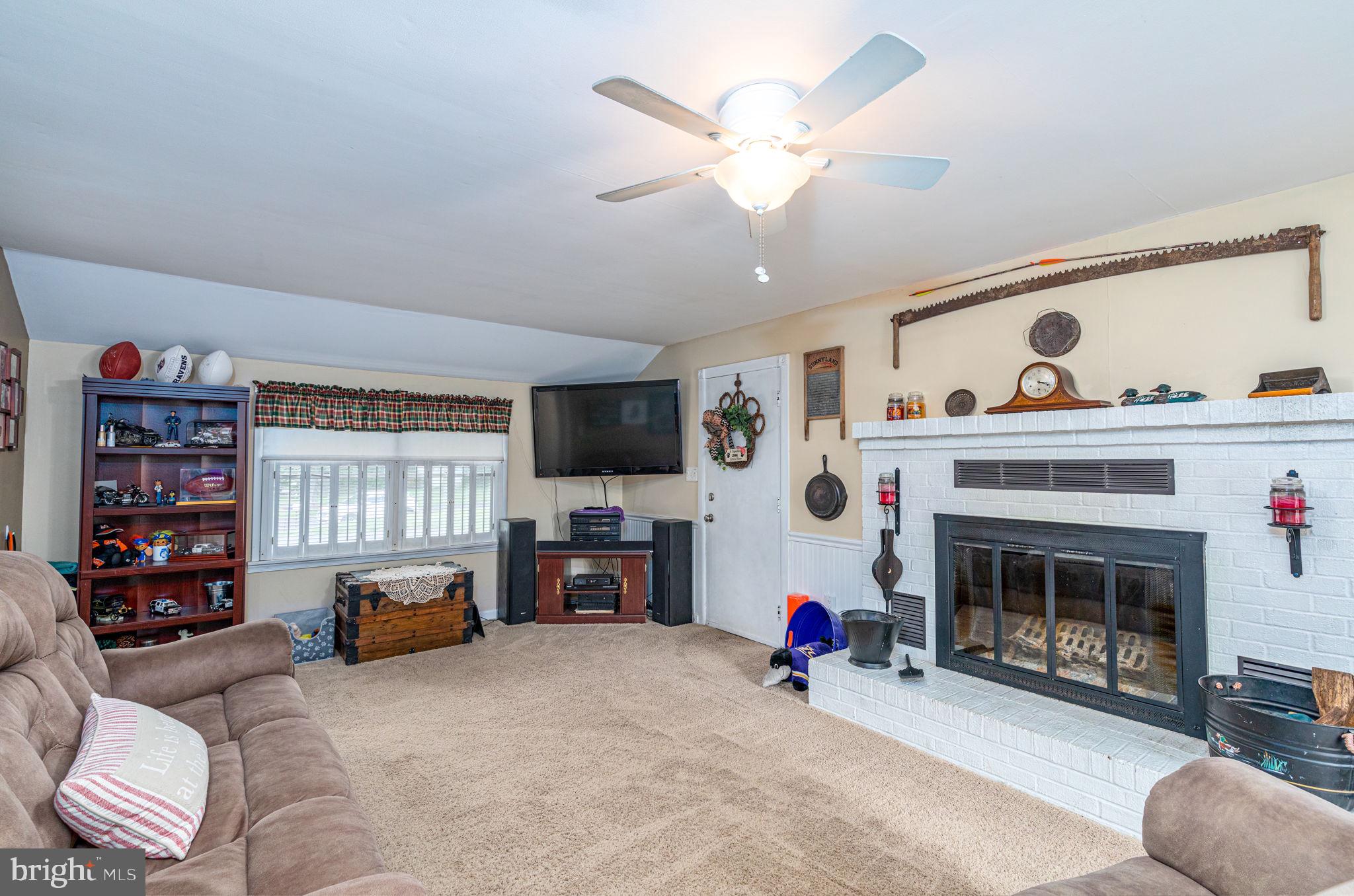 WAKEFIELD MEADOWS - Residential