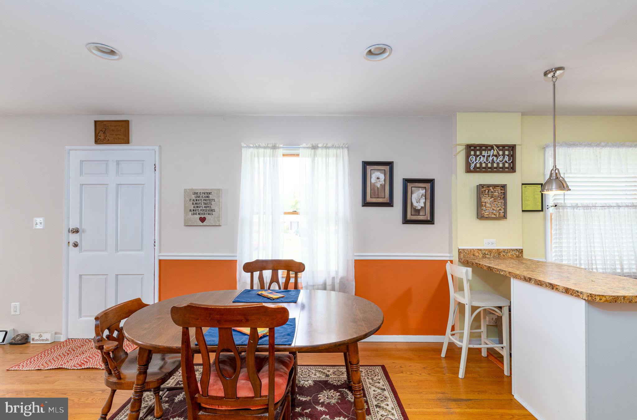 WAKEFIELD MEADOWS - Residential