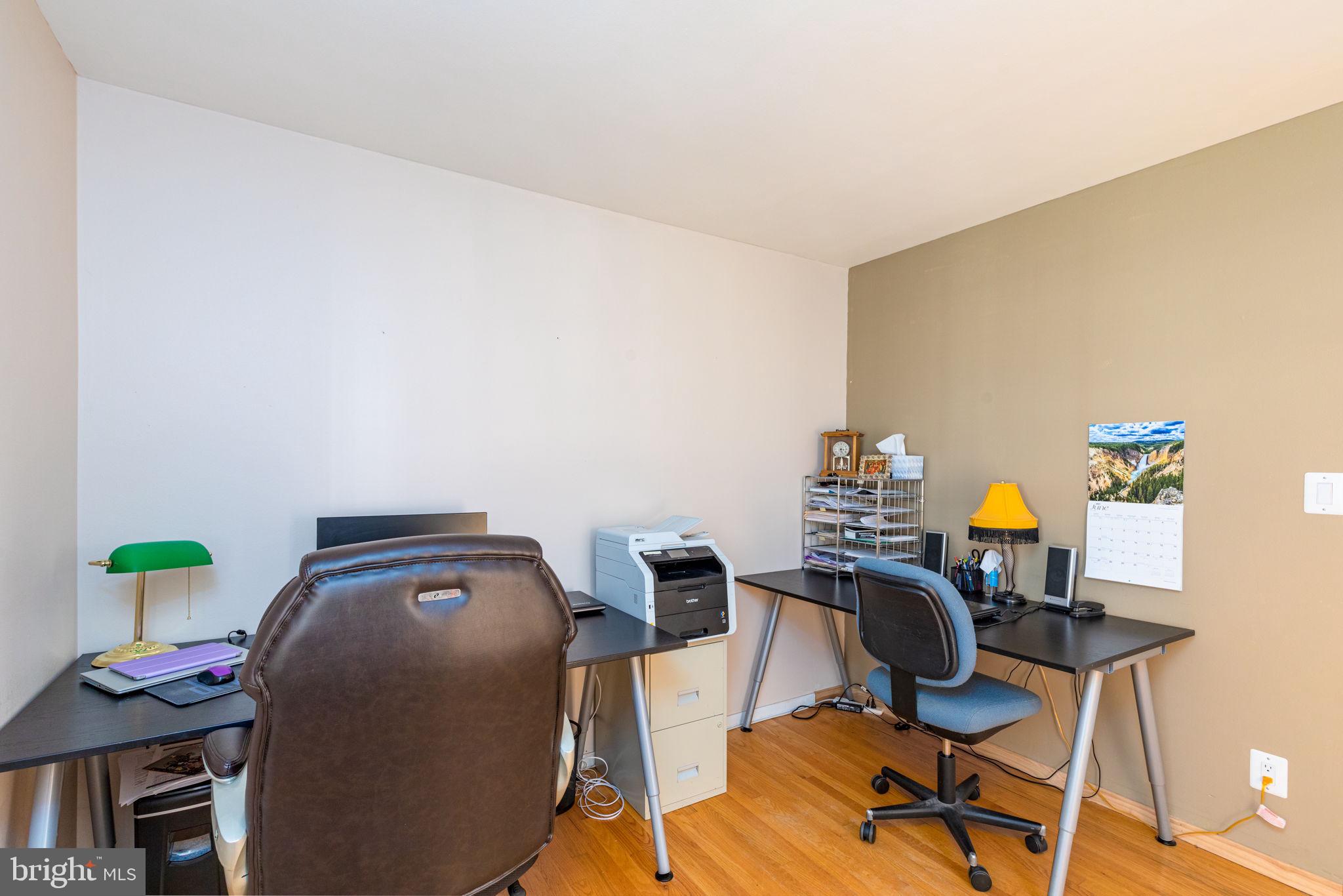 WAKEFIELD MEADOWS - Residential