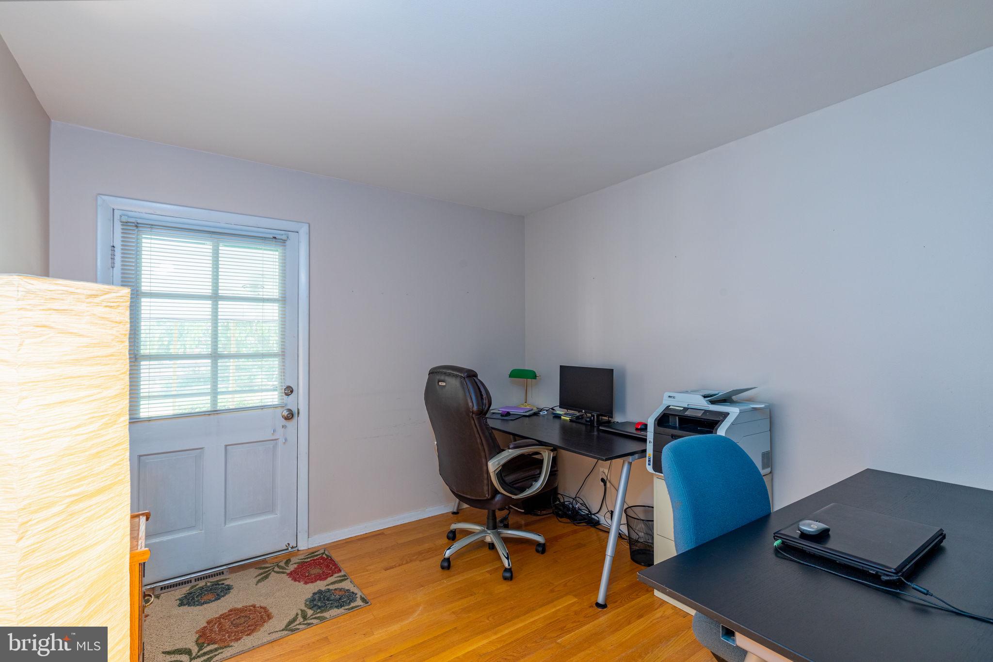 WAKEFIELD MEADOWS - Residential