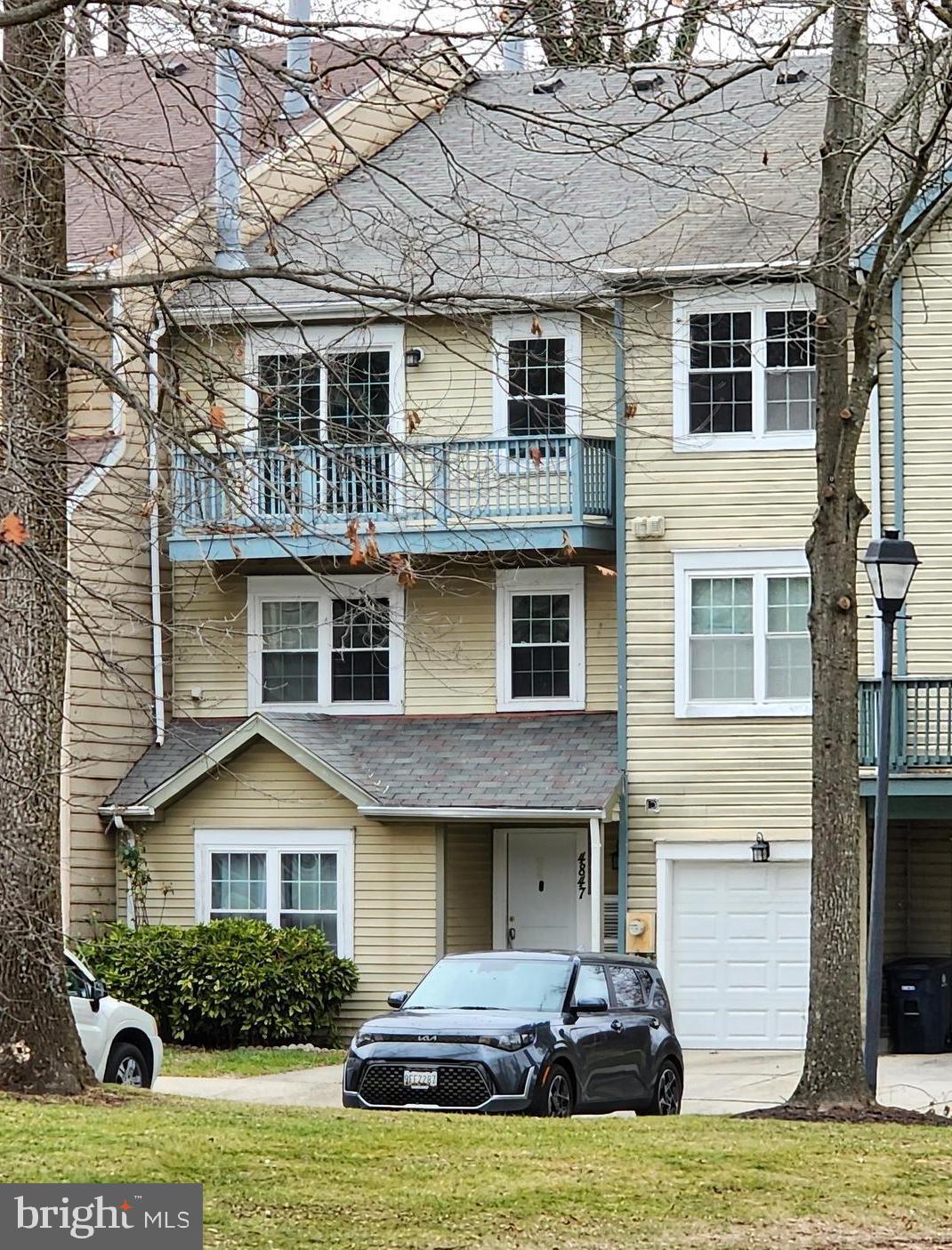 GLENSFORD CONDO - Residential