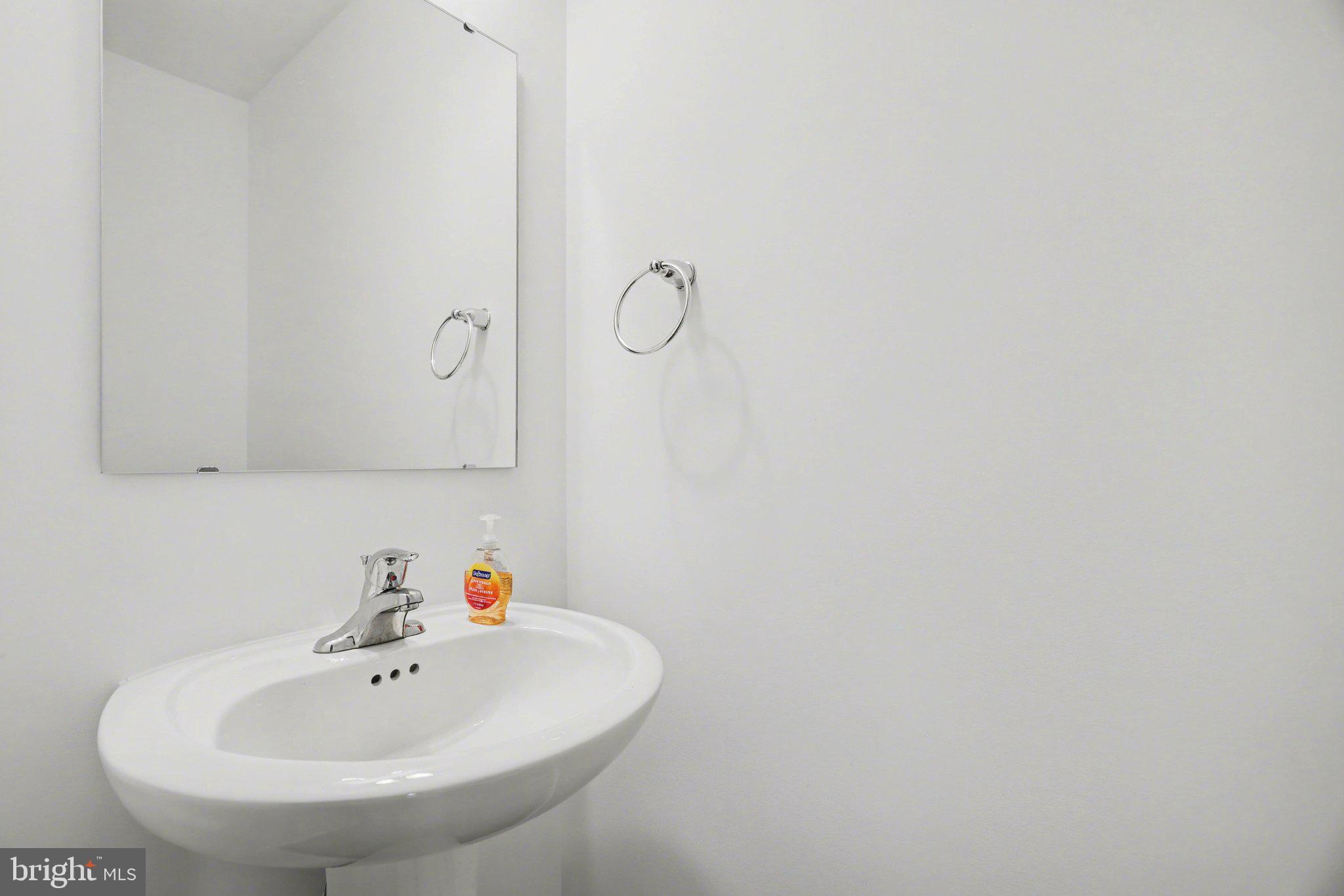 THE SEASONS - Residential