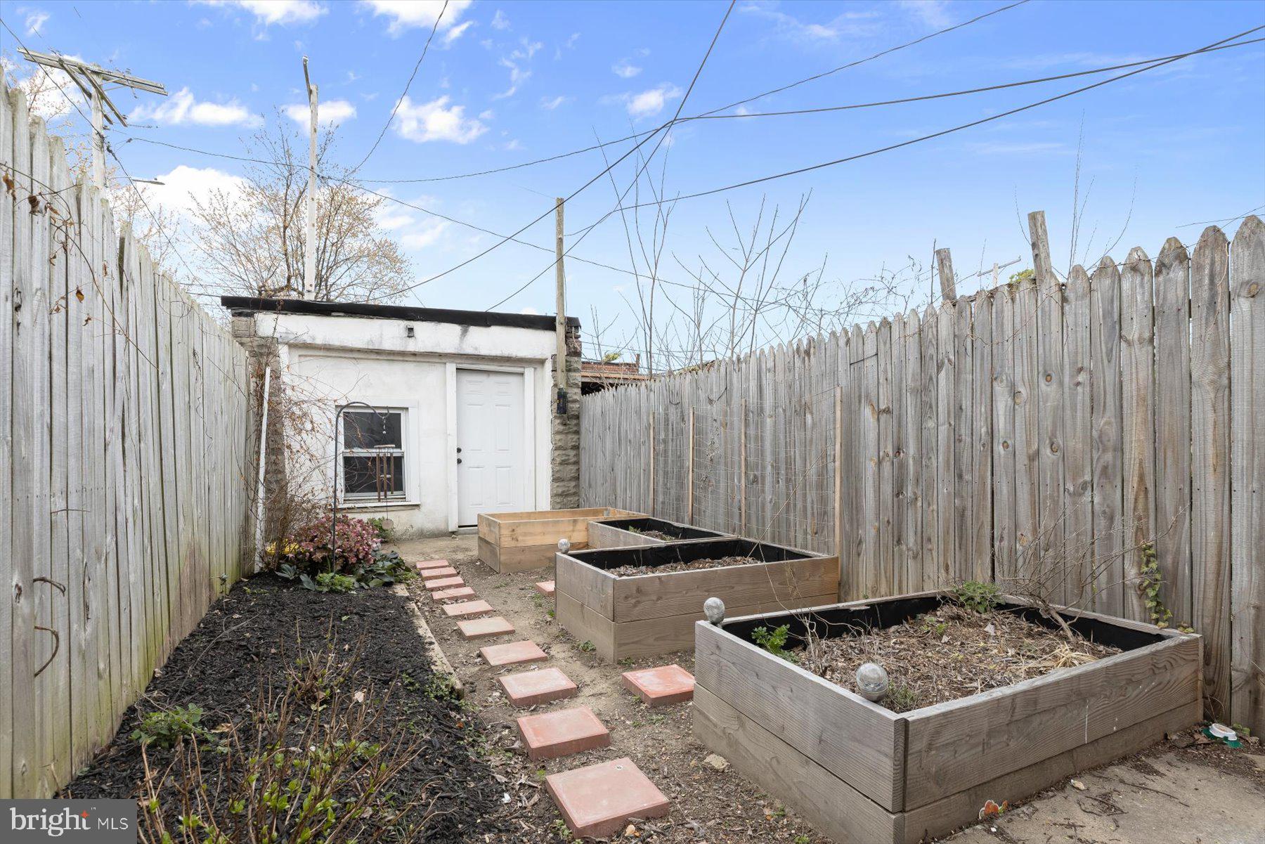 HAMPDEN HISTORIC DISTRICT - Residential