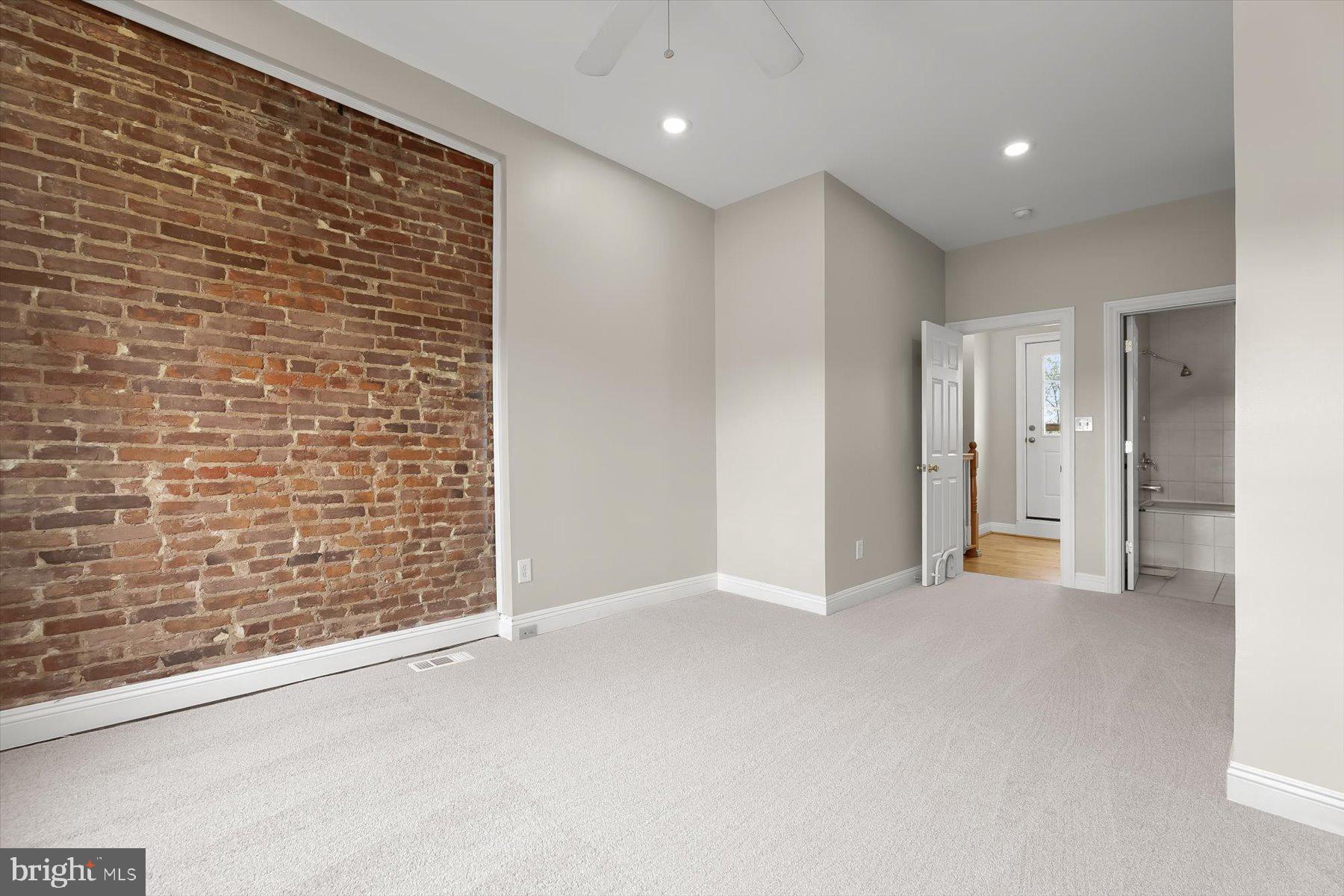 HAMPDEN HISTORIC DISTRICT - Residential