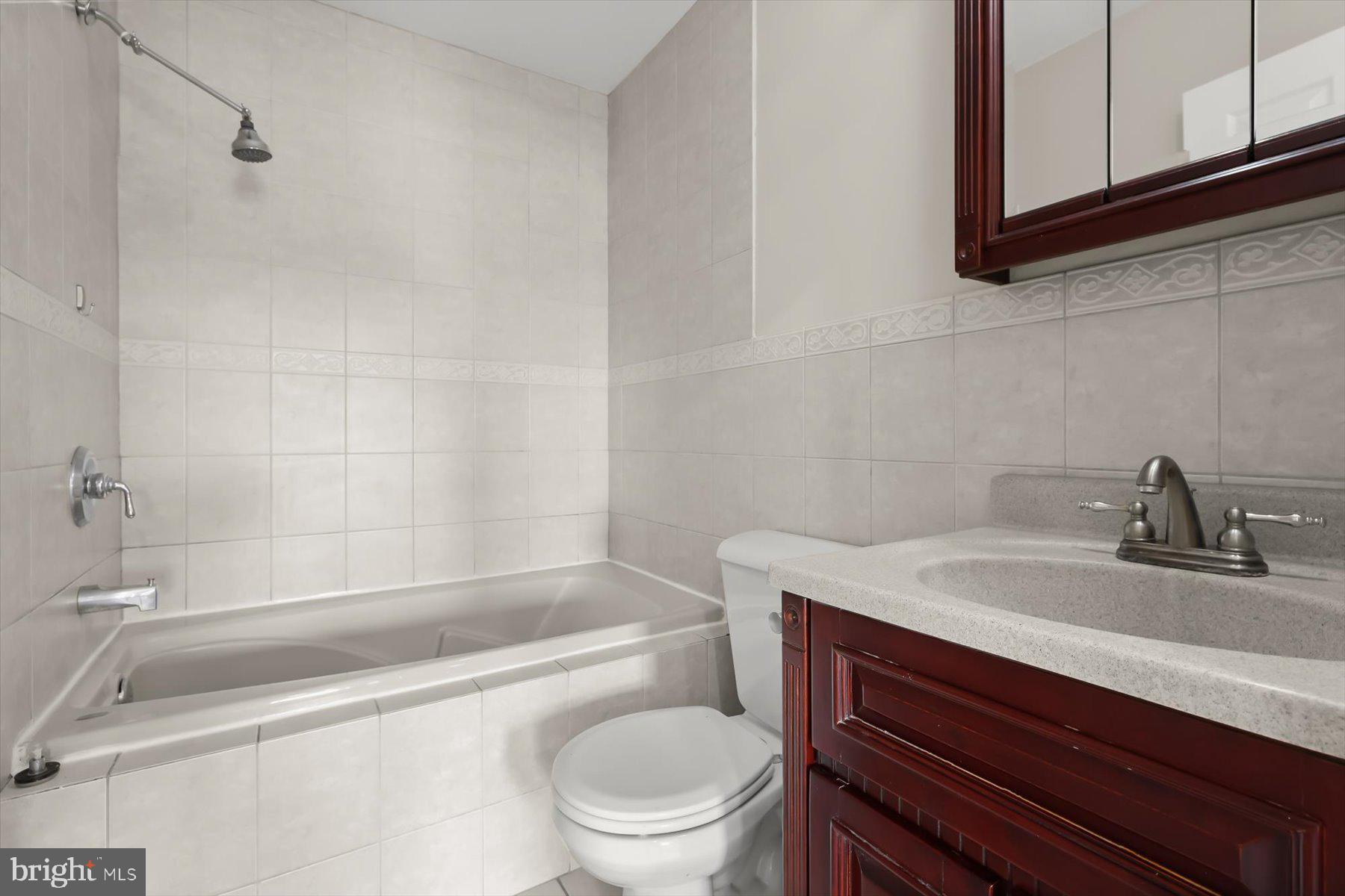 HAMPDEN HISTORIC DISTRICT - Residential